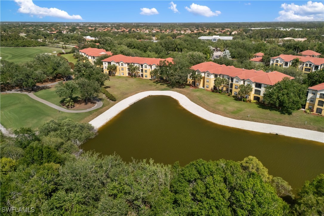 11520 Villa Grand 1018