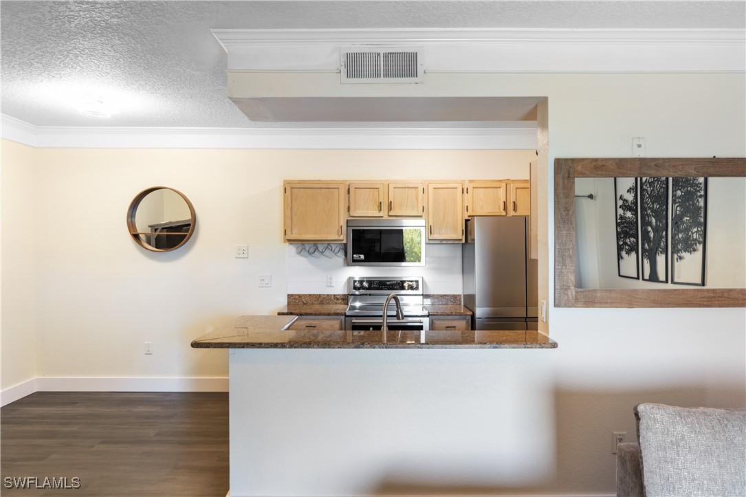 11520 Villa Grand 1018
