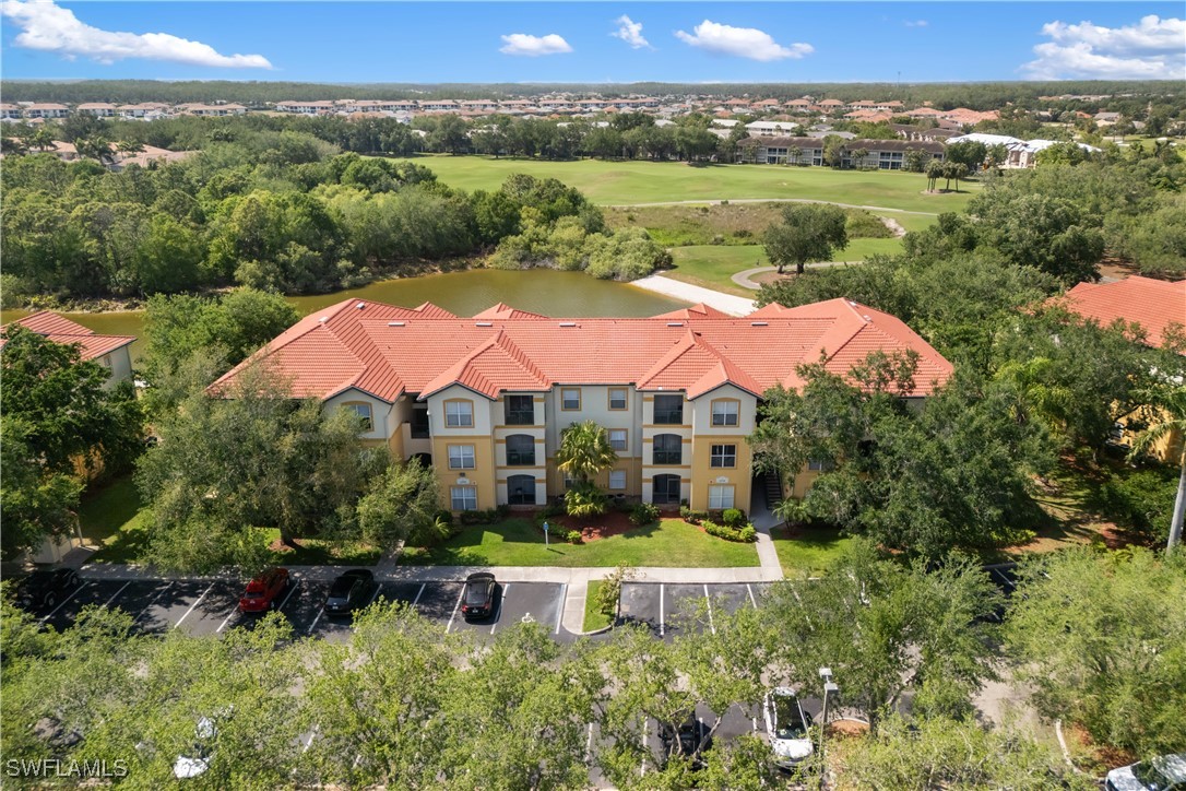 11520 Villa Grand 1018