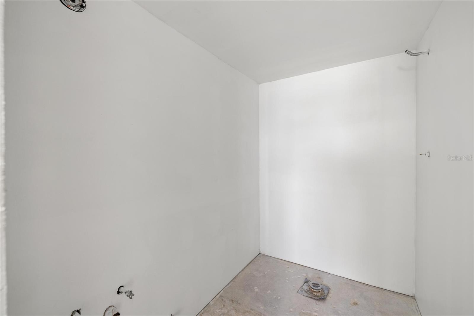 25225 RAMPART BLVD #104