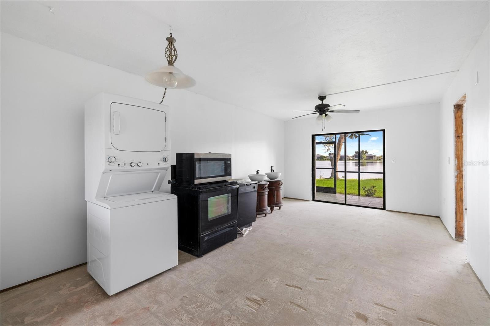 25225 RAMPART BLVD #104