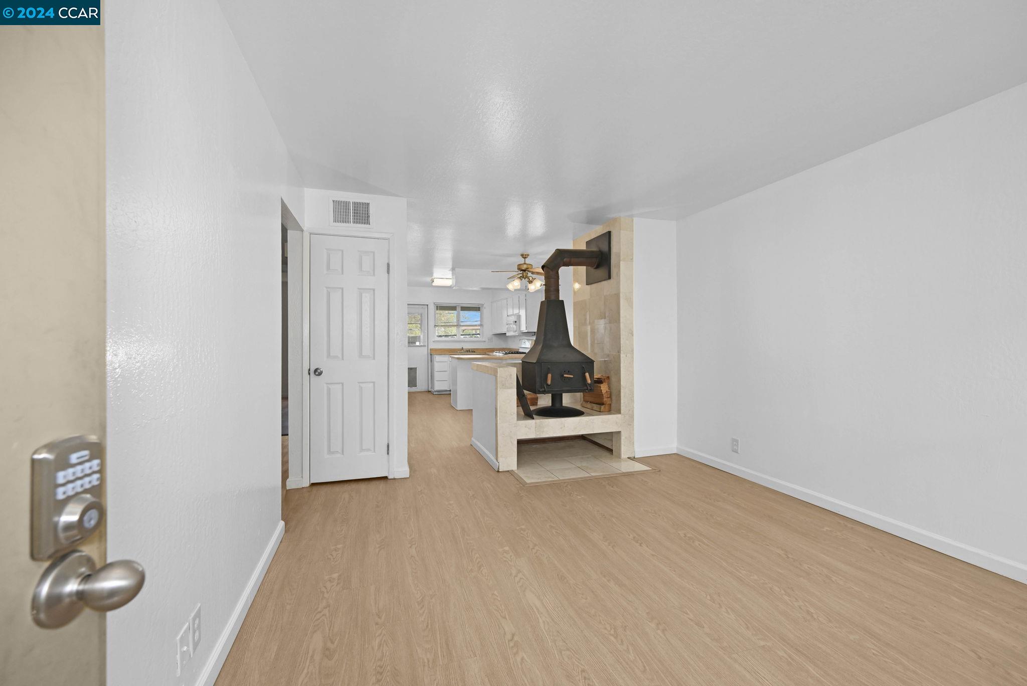 1851 Harrison St # 17