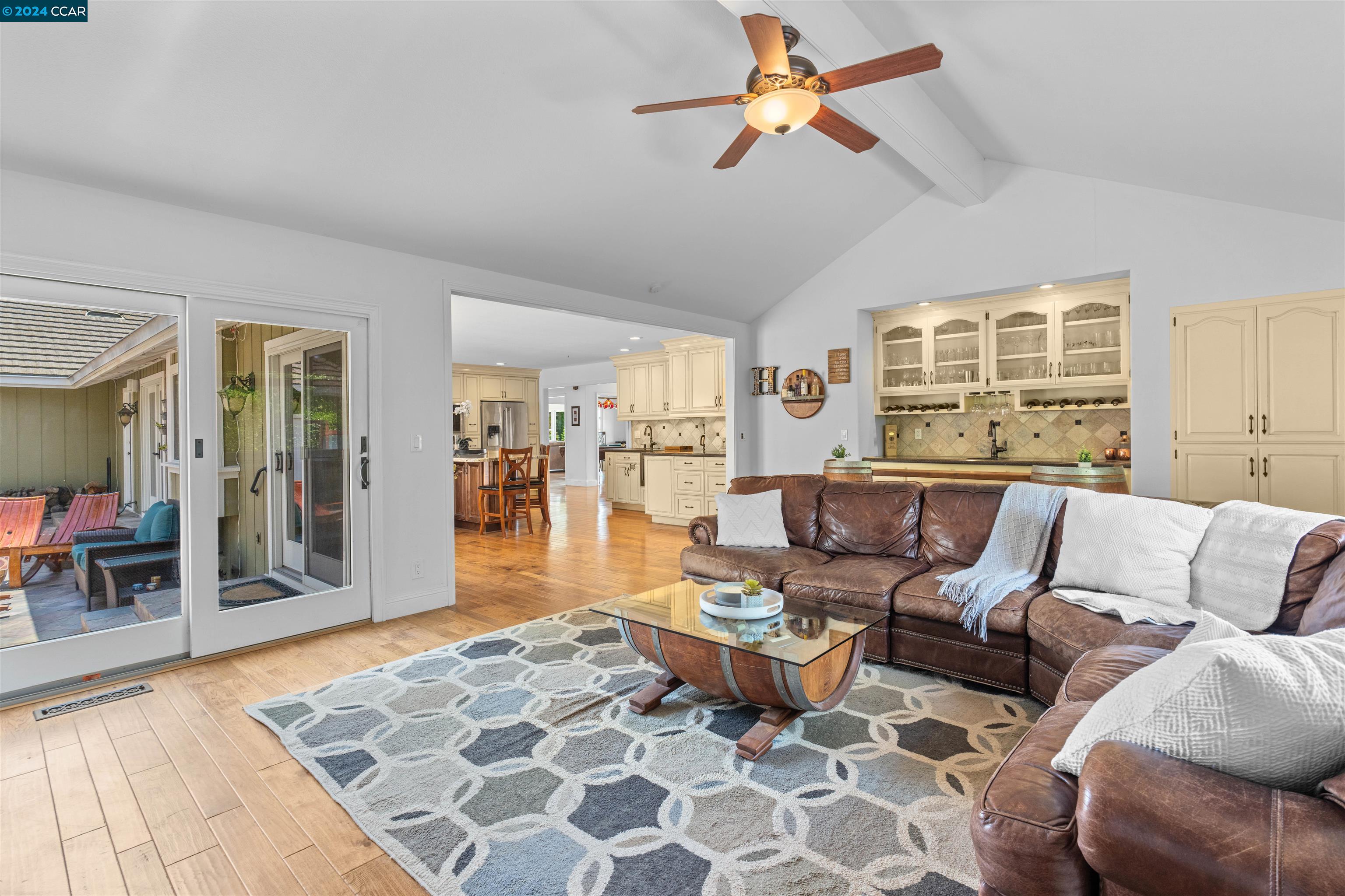 5241 Myrtle Dr