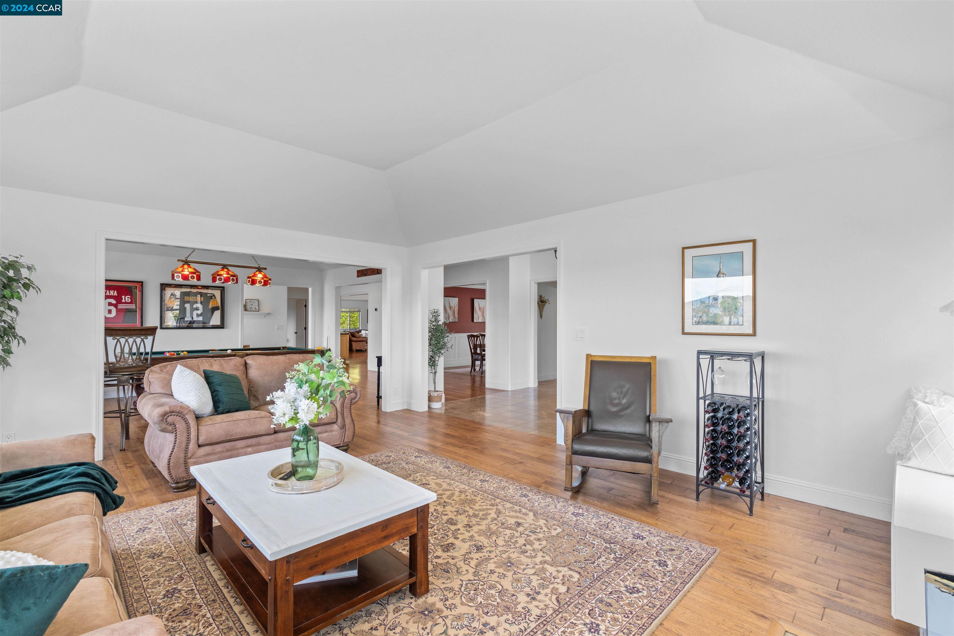 5241 Myrtle Dr