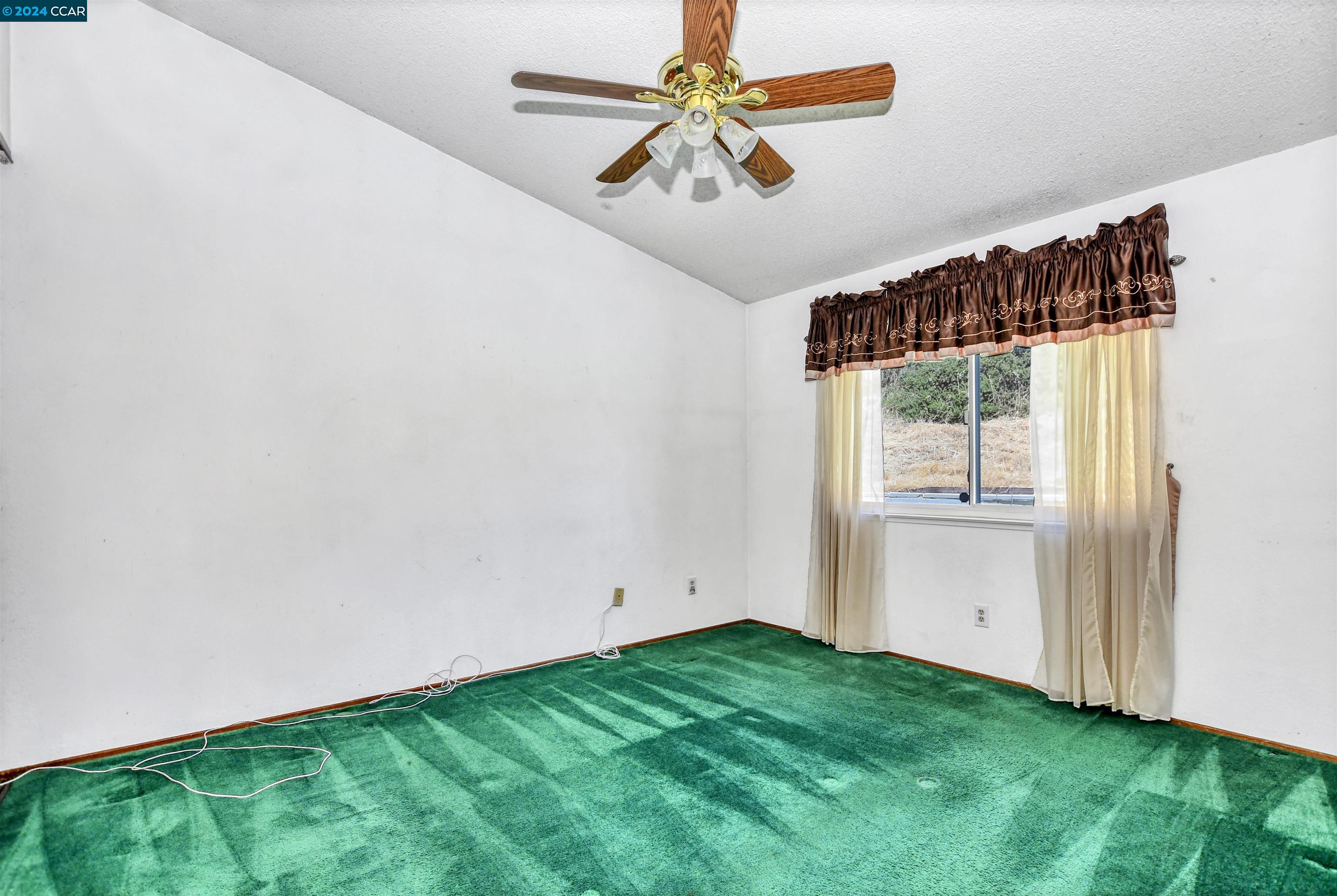 2645 Asilomar Dr