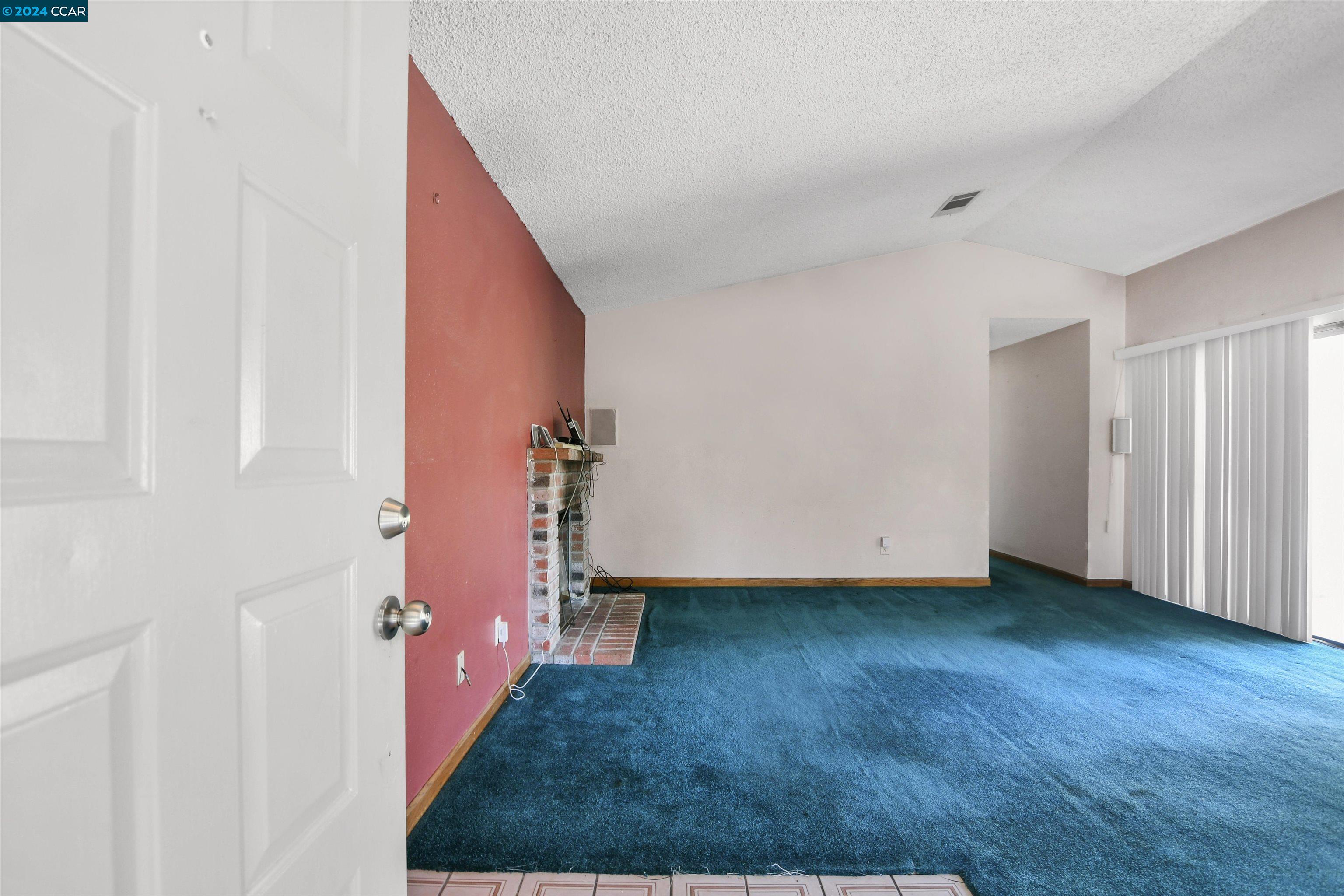 2645 Asilomar Dr