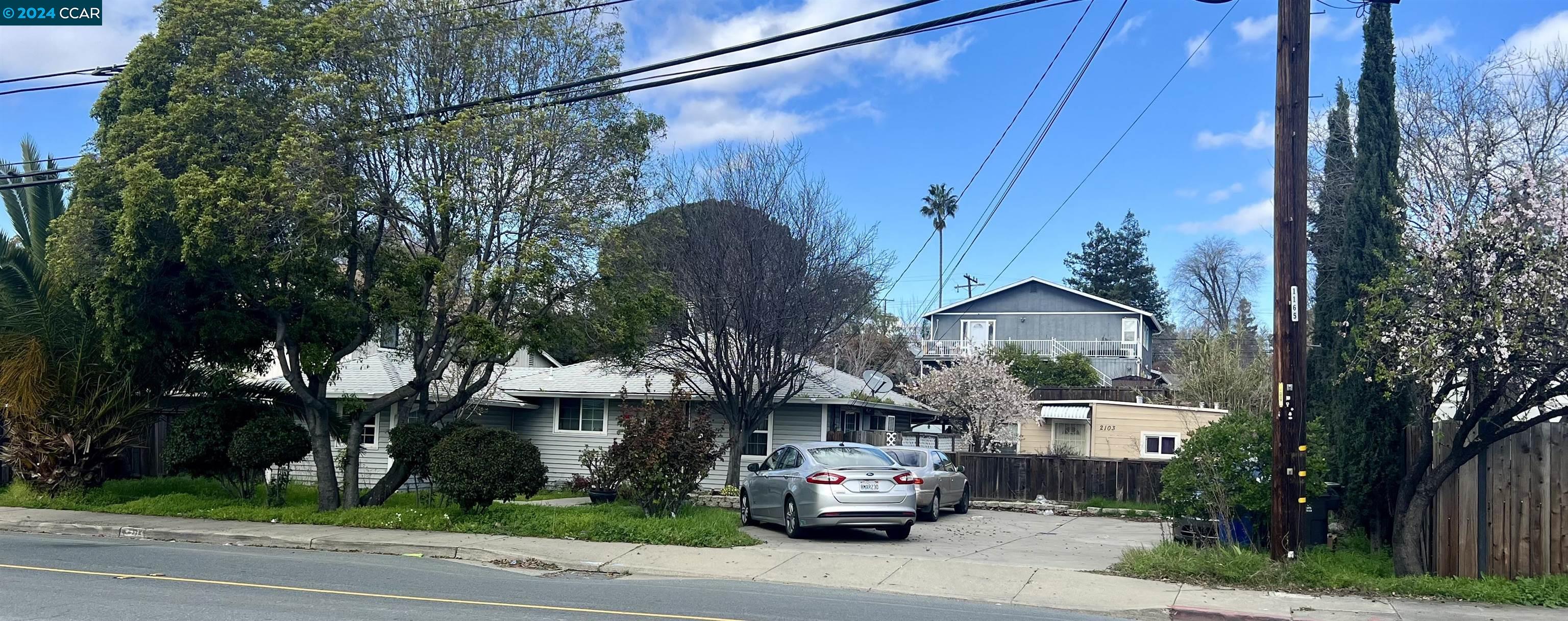 2101 Solano Way