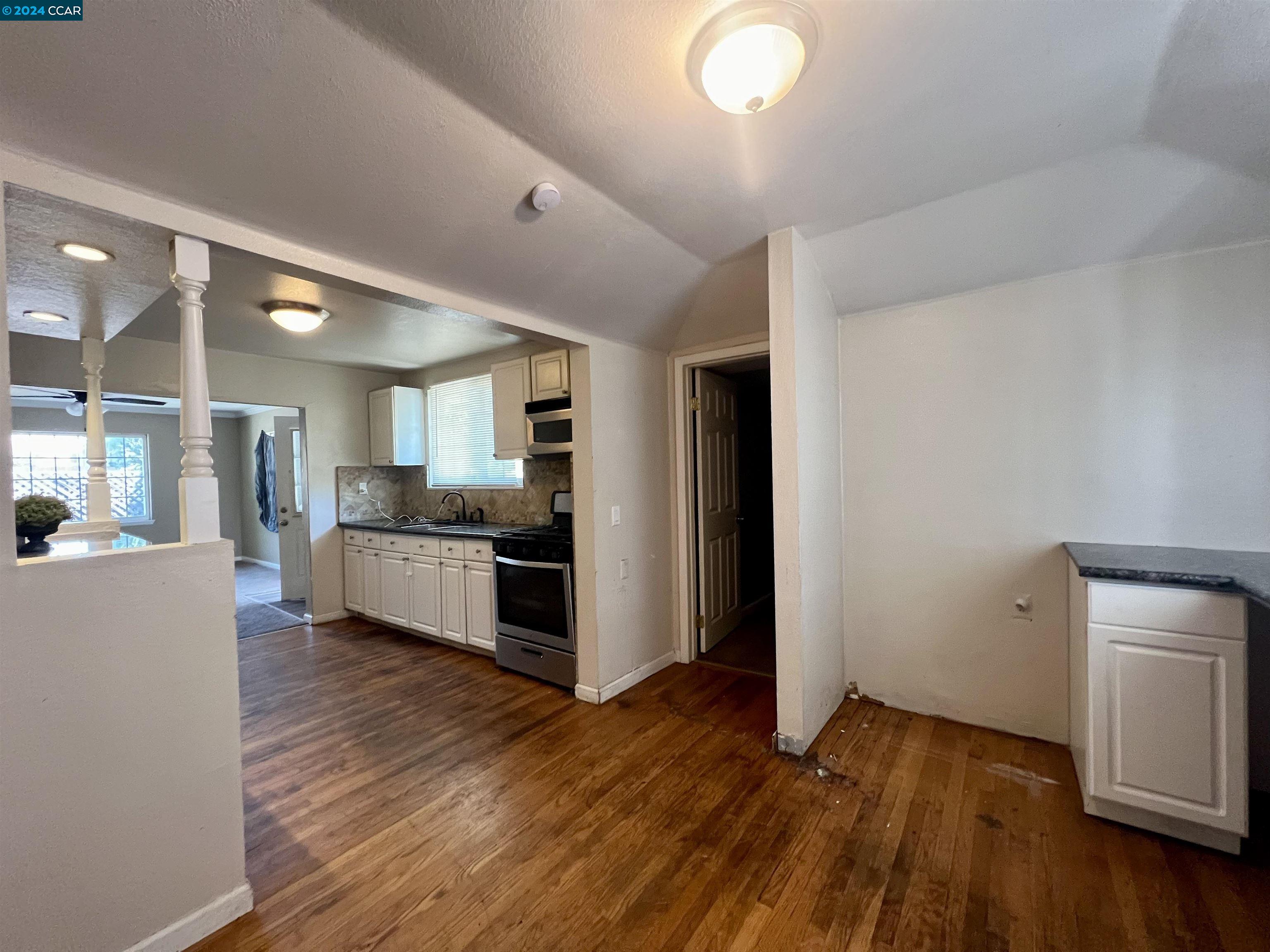 2101 Solano Way