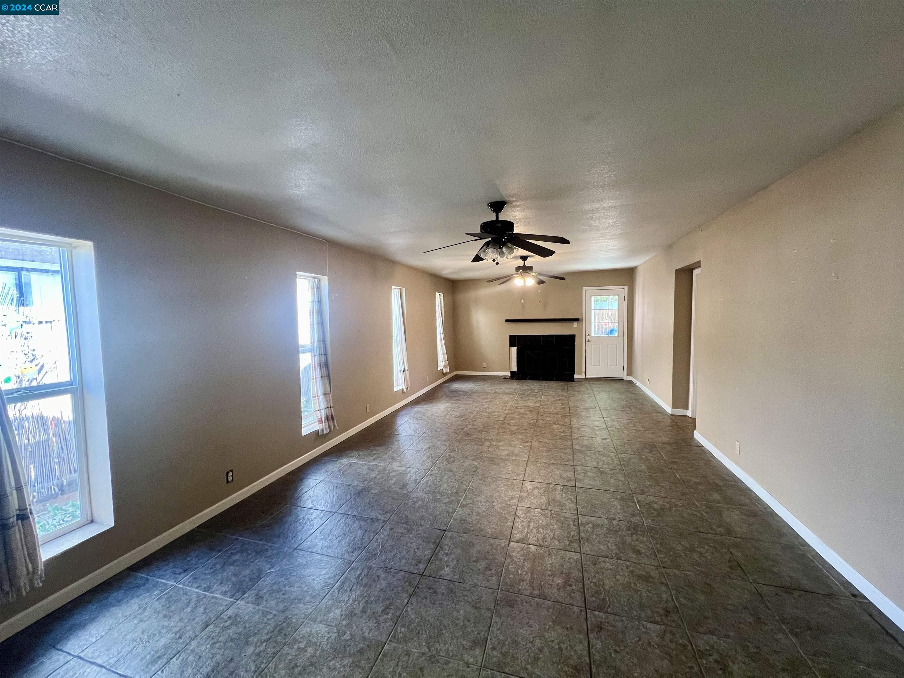 2101 Solano Way