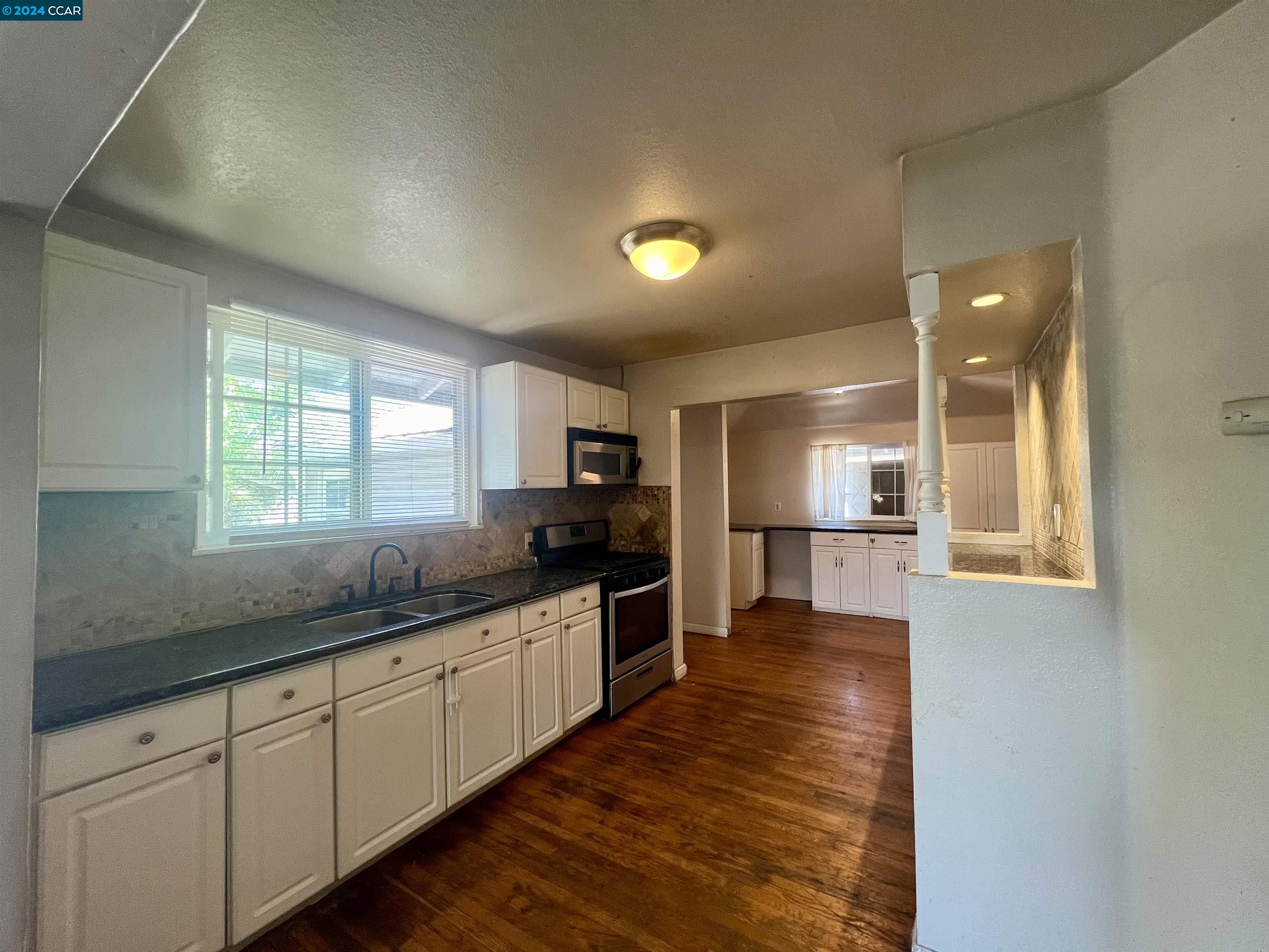 2101 Solano Way