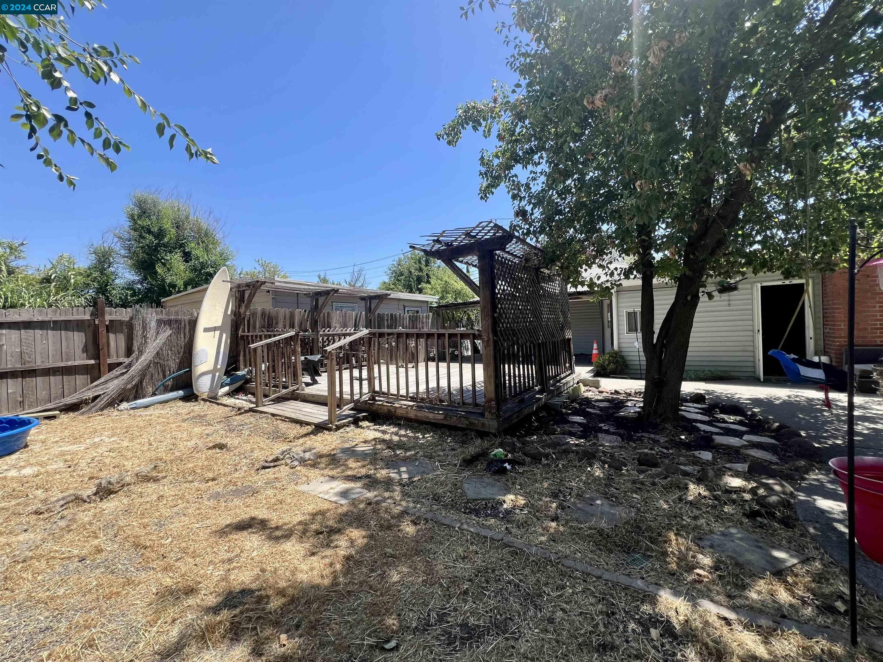 2101 Solano Way