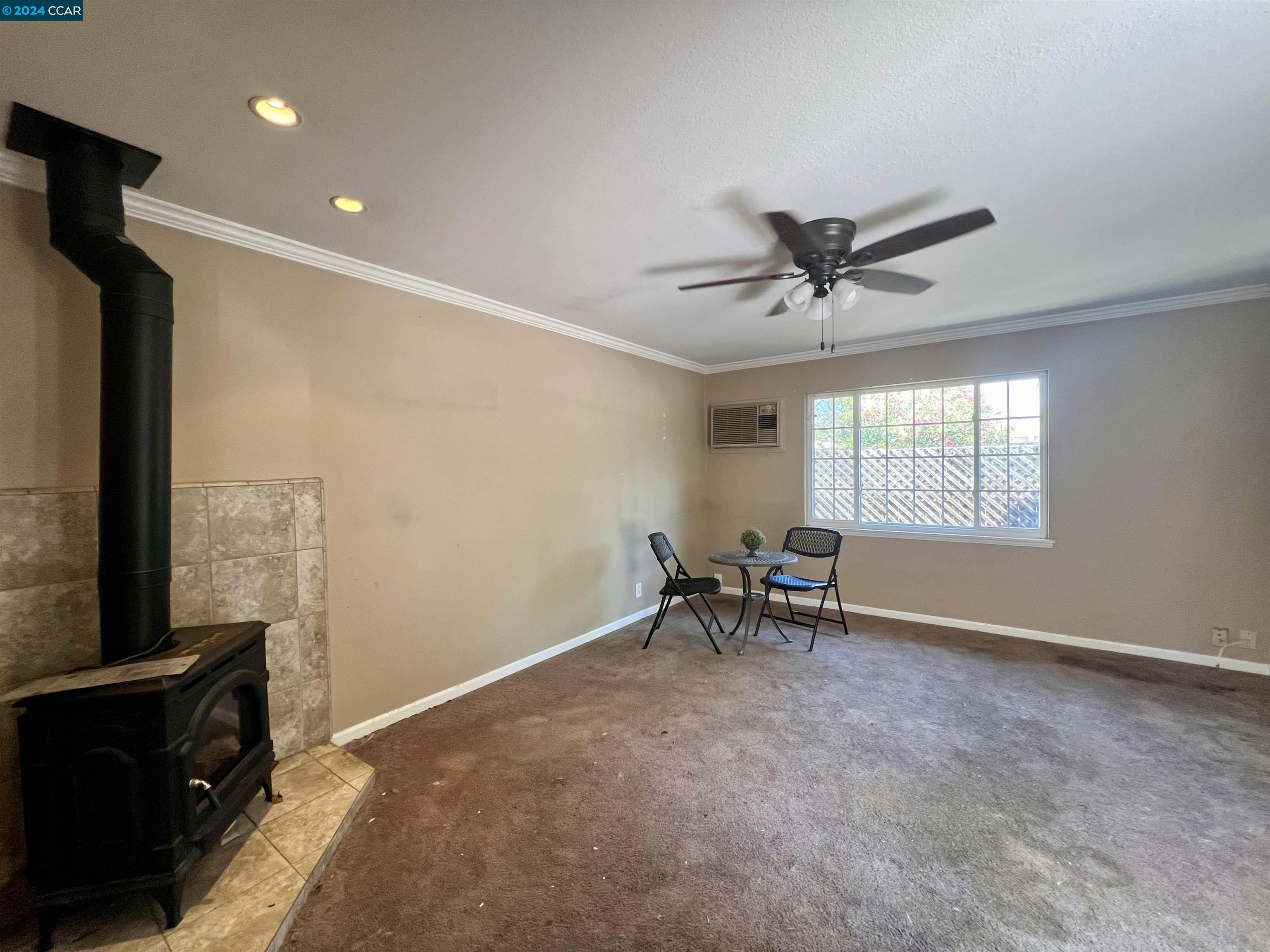 2101 Solano Way
