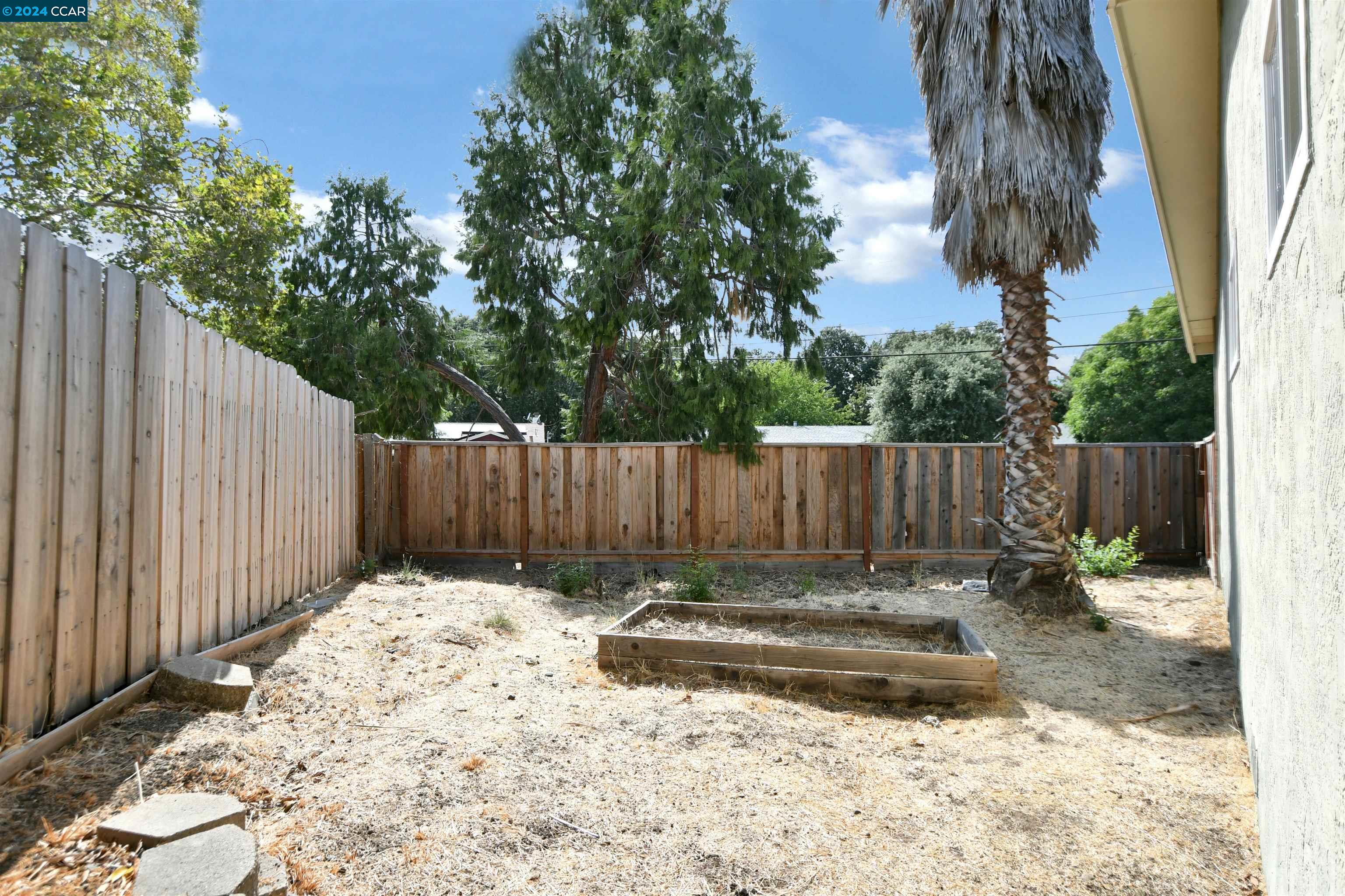 5451 Florida Dr