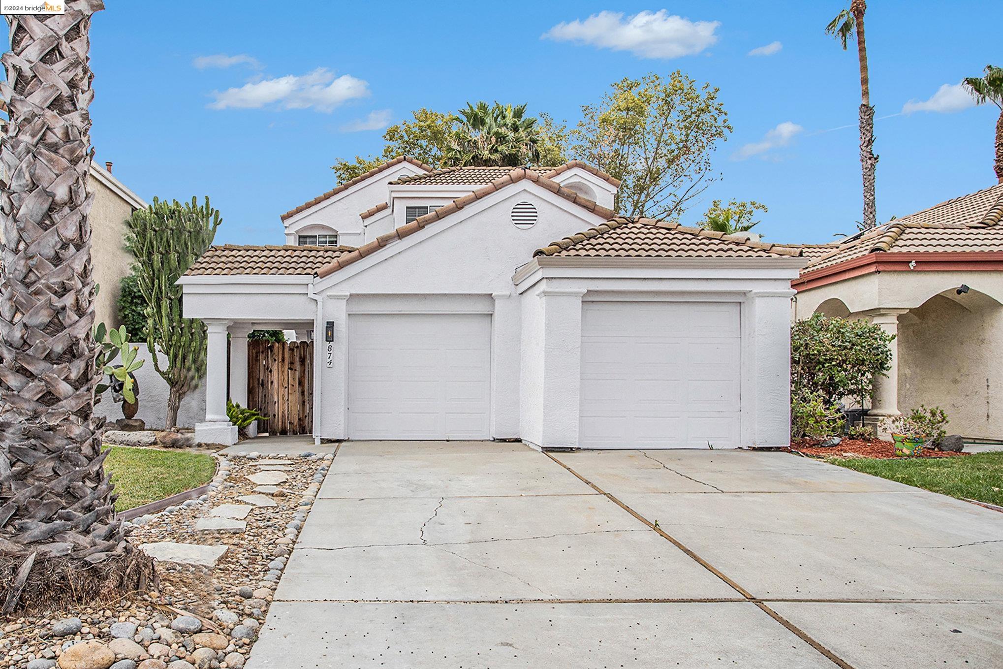 1874 Cherry Hills Dr