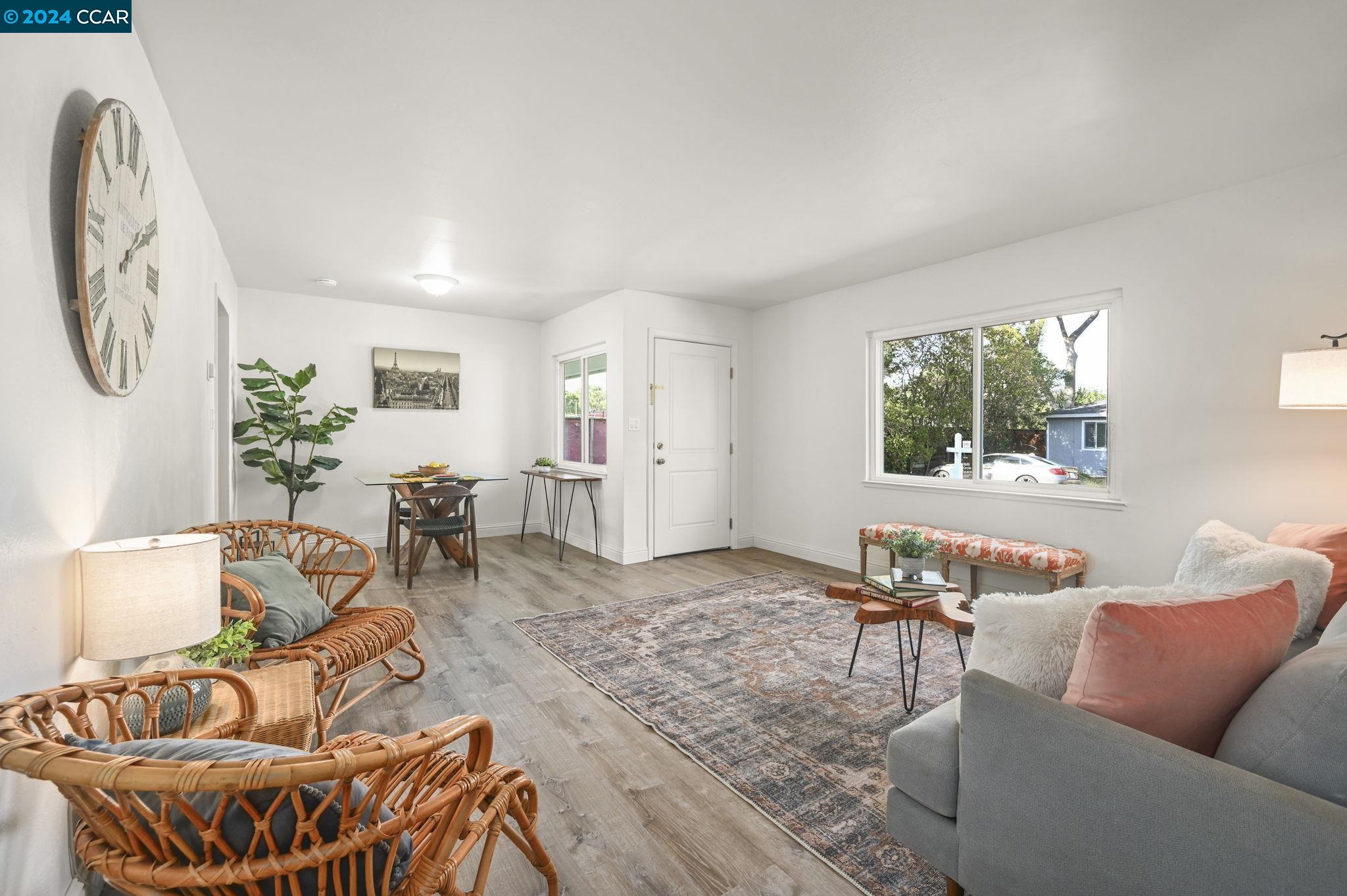 856 Christine Ct