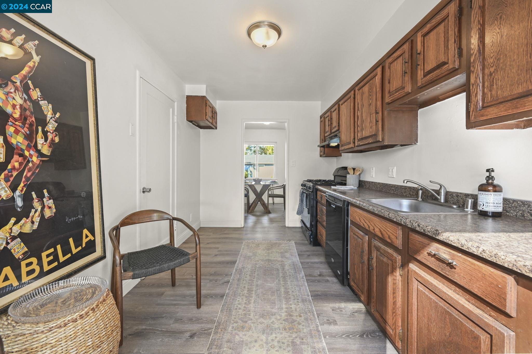856 Christine Ct