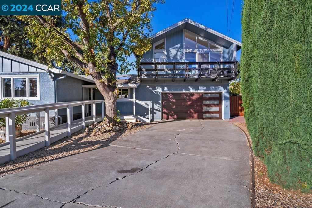 4015 Royal Arch Ct