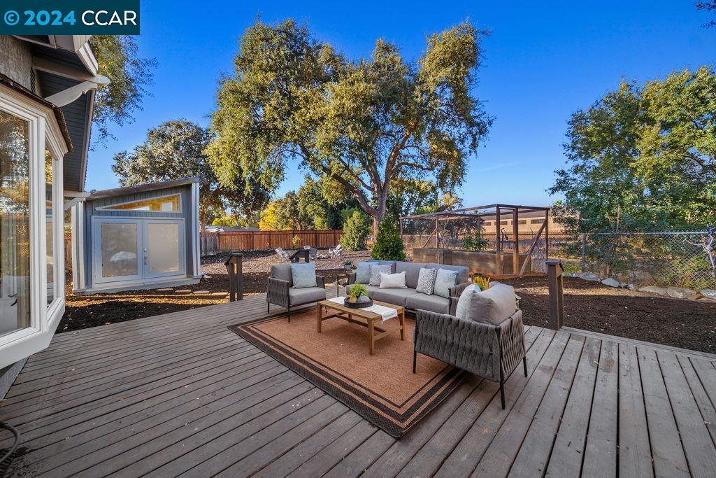 4015 Royal Arch Ct