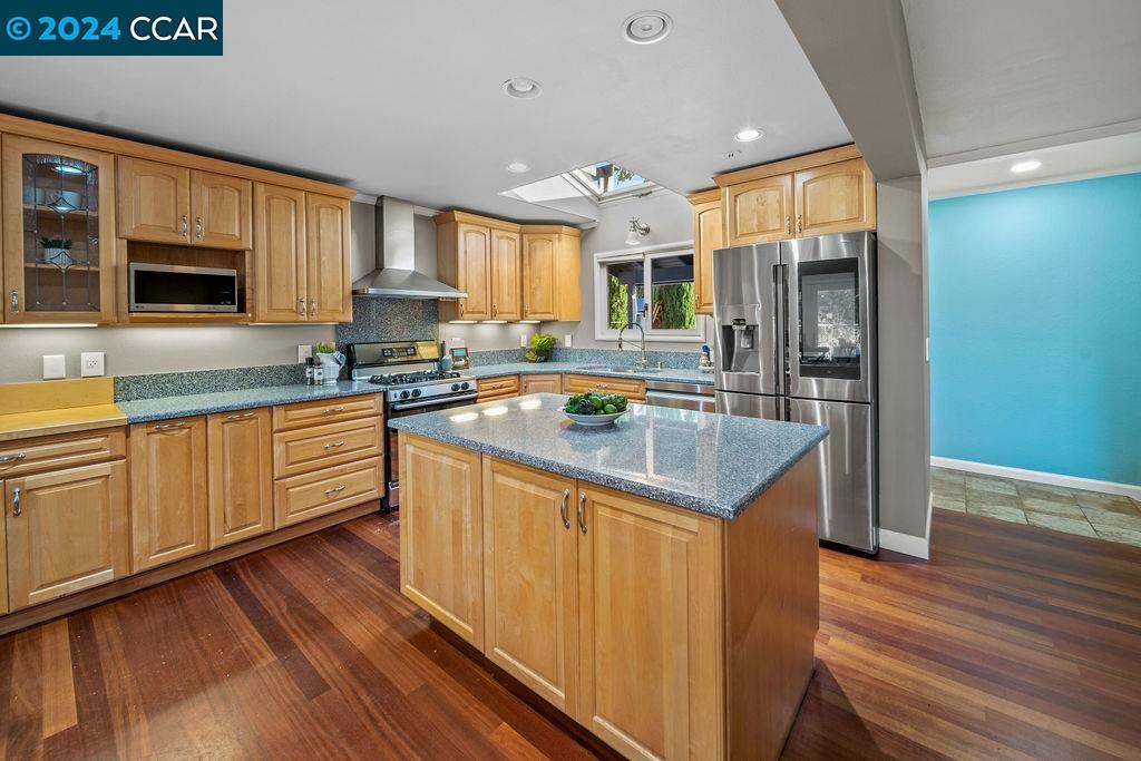 4015 Royal Arch Ct