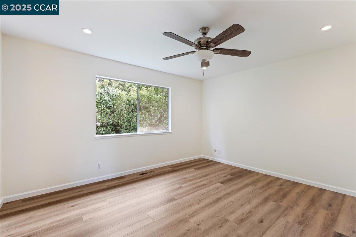 8 Beswick Ct