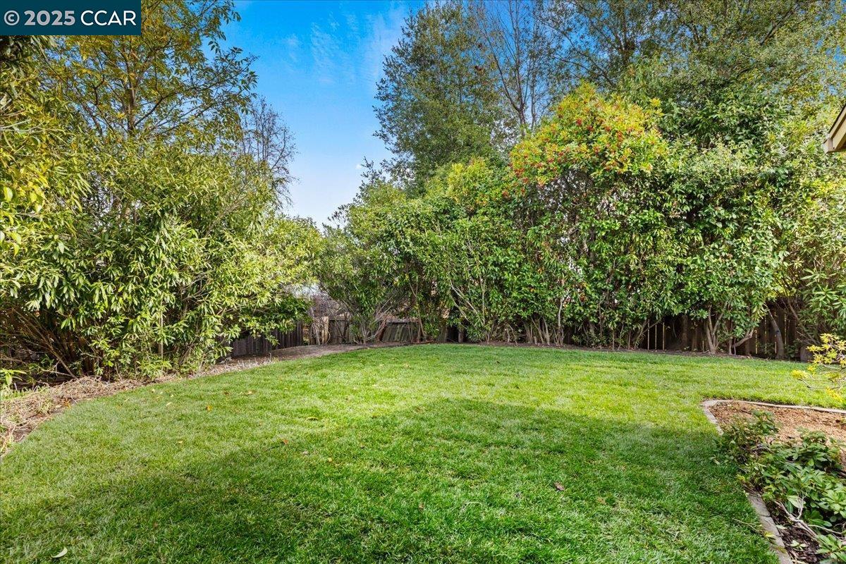 8 Beswick Ct