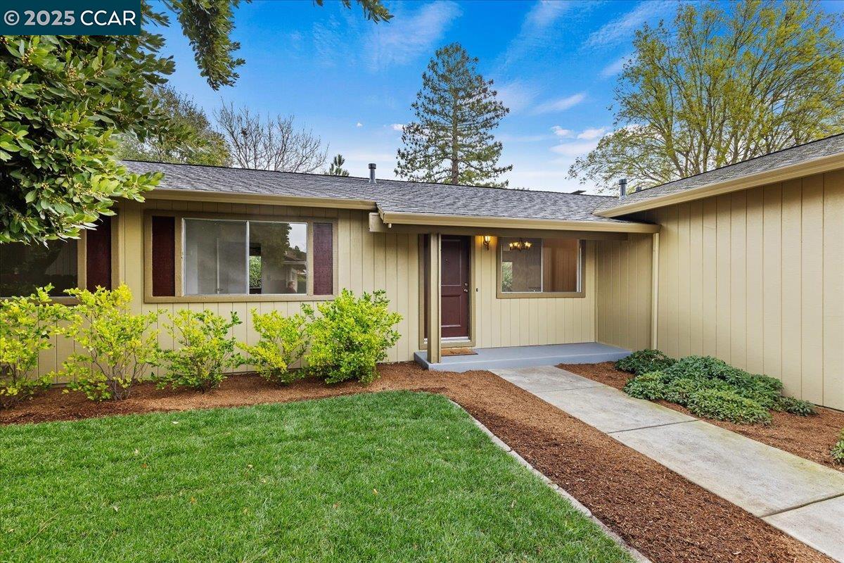 8 Beswick Ct