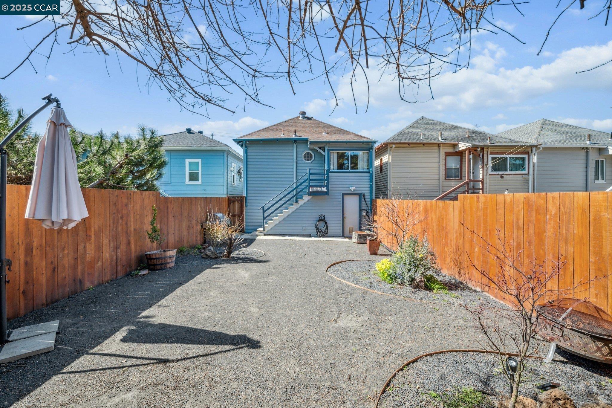 369 Garretson Ave