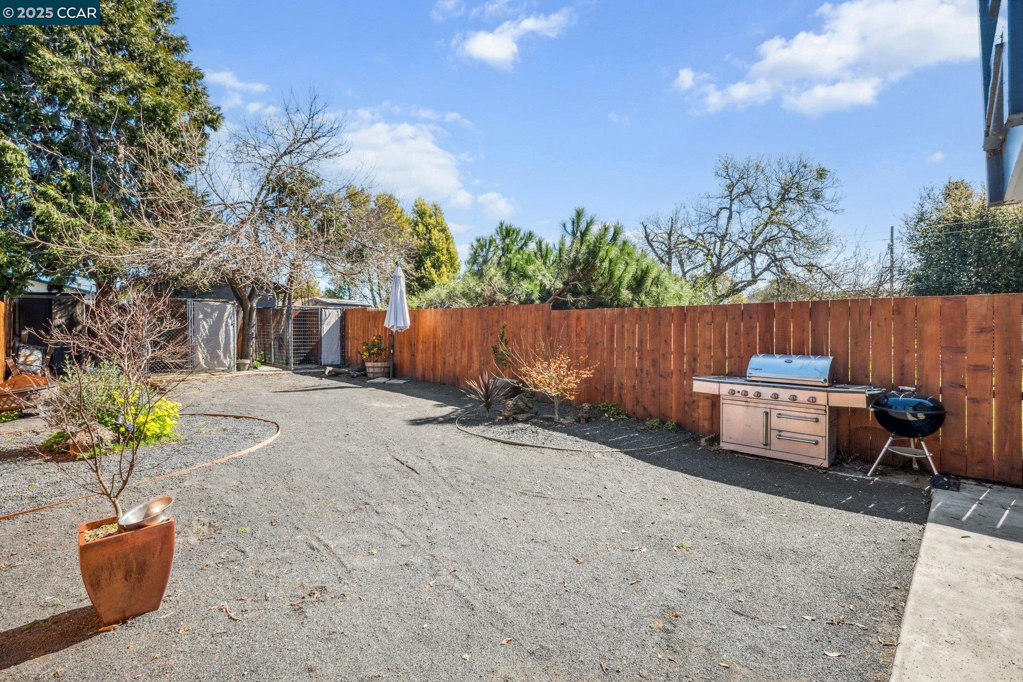 369 Garretson Ave