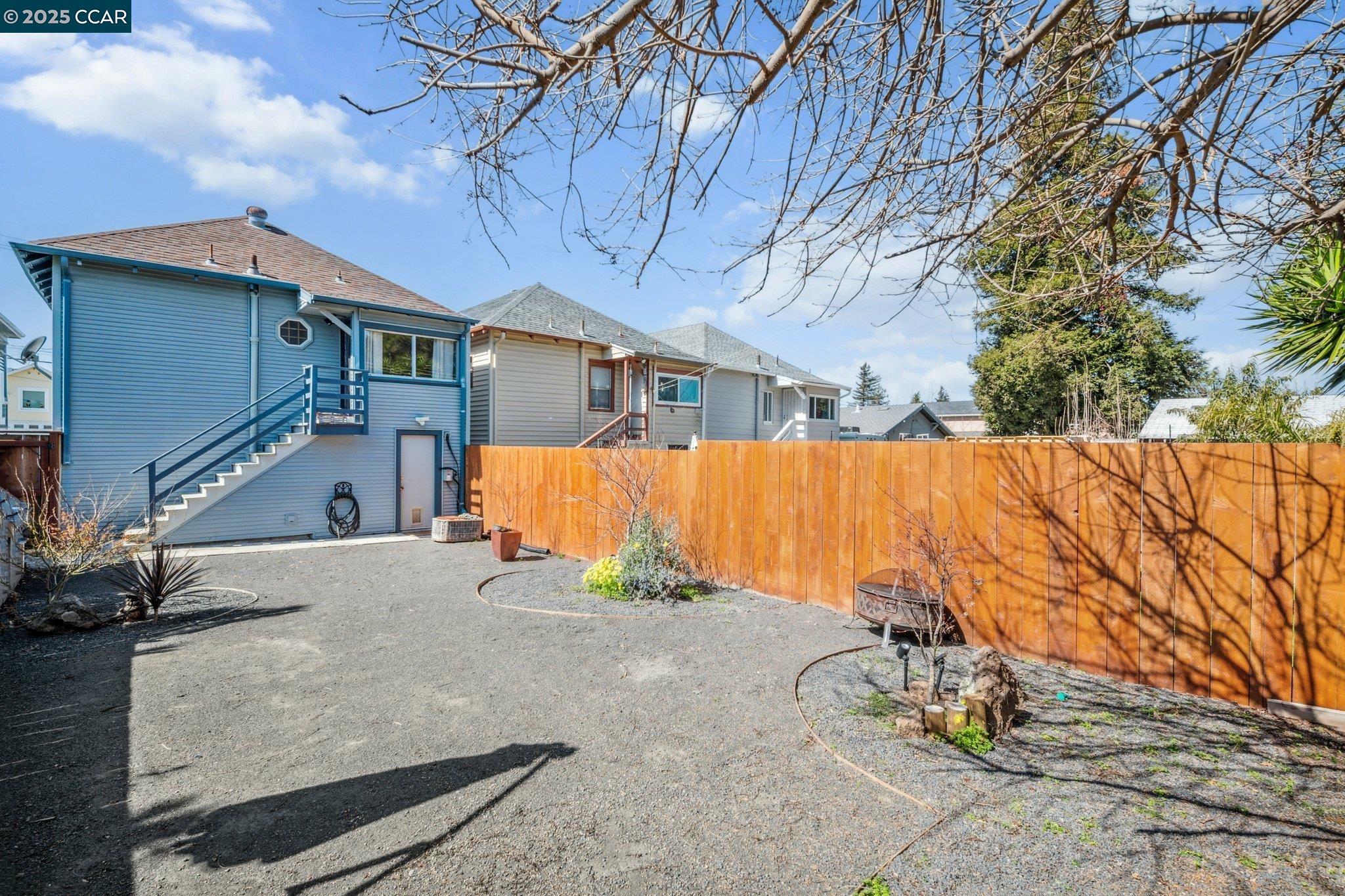 369 Garretson Ave