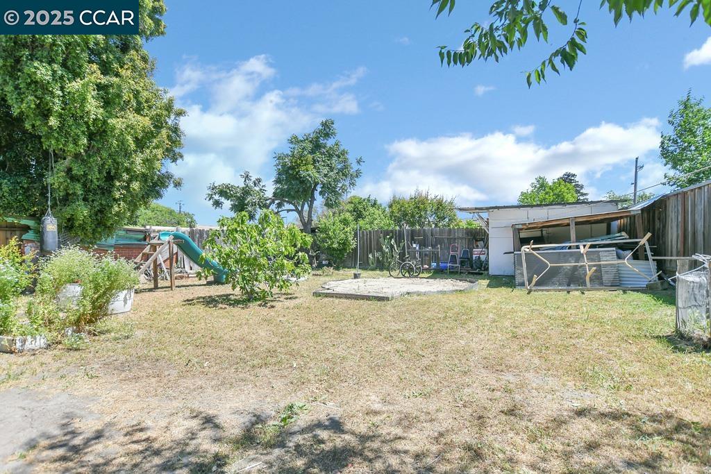71 Ambrose Ave