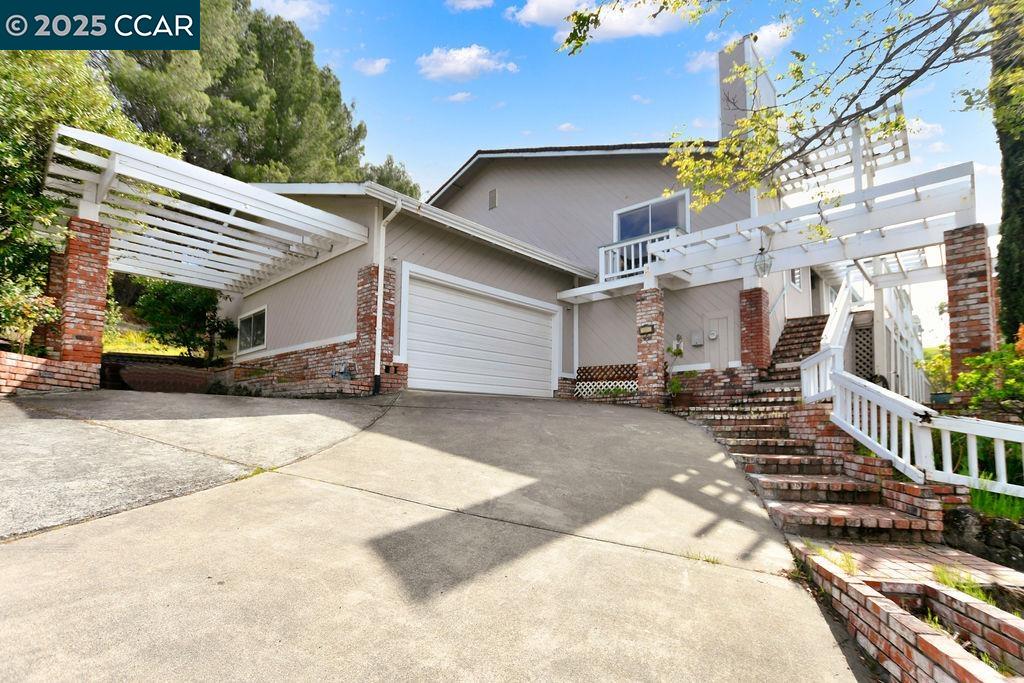 1011 Froyd Rd