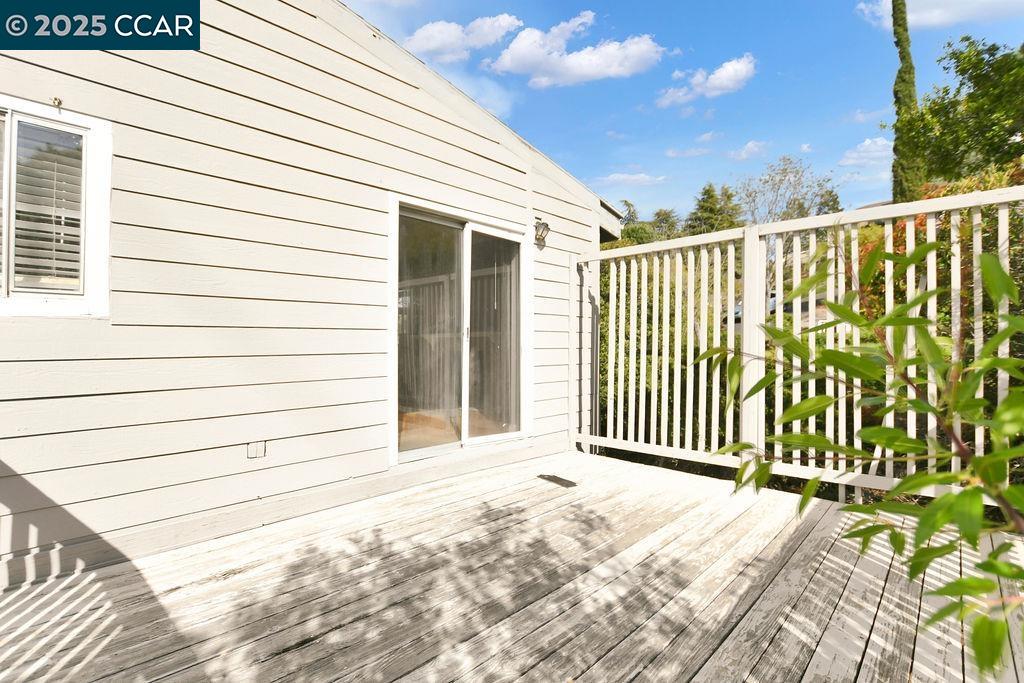1011 Froyd Rd