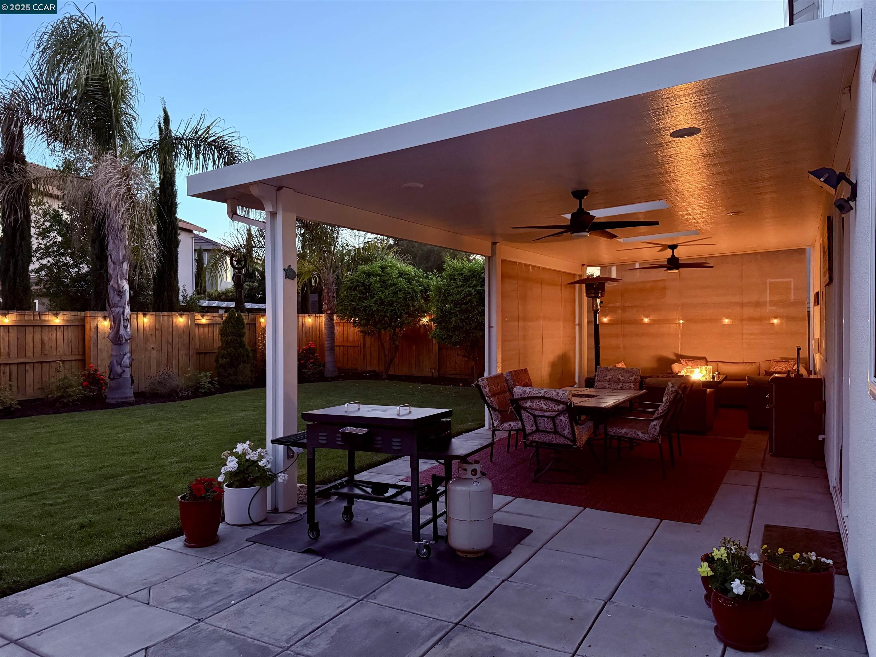 369 Myrtle Ln