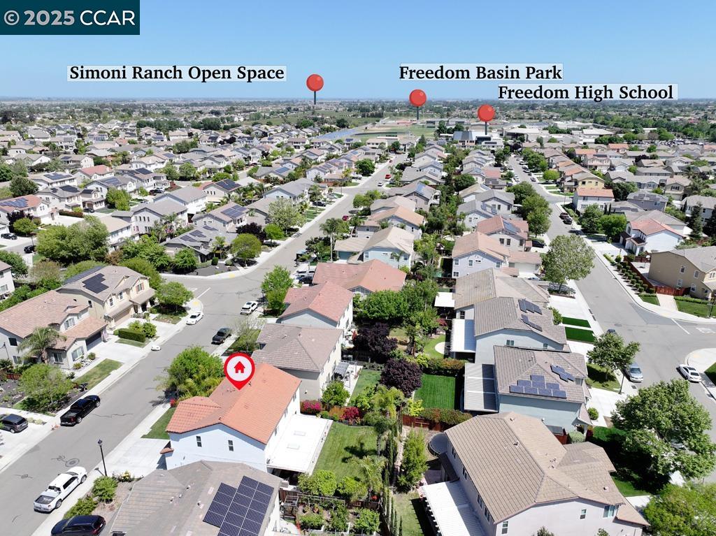 369 Myrtle Ln