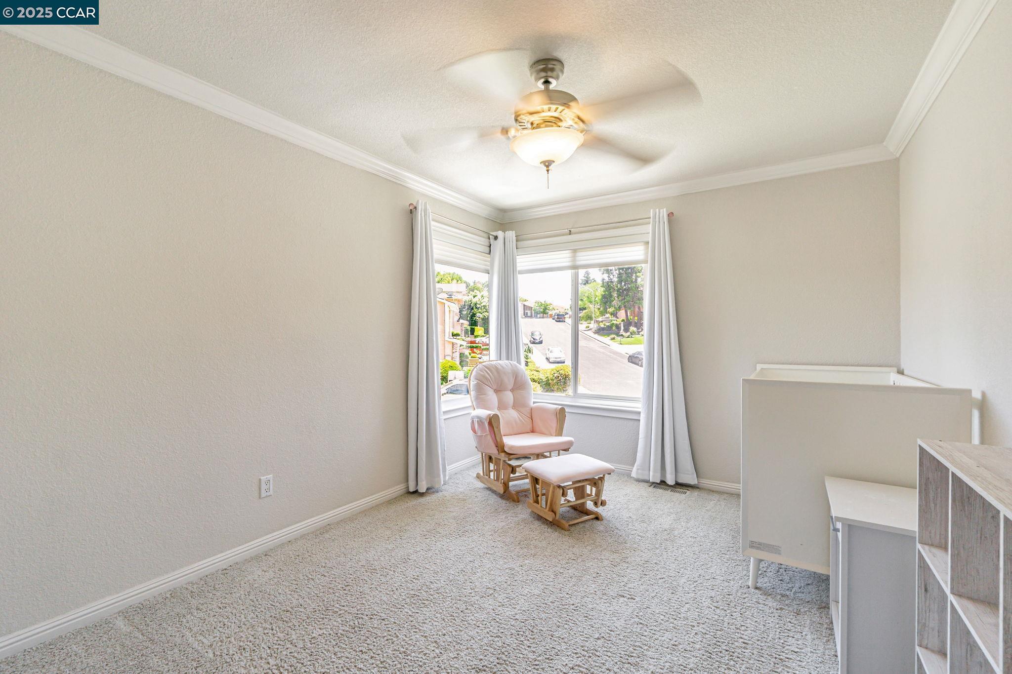 2390 Peachtree cir