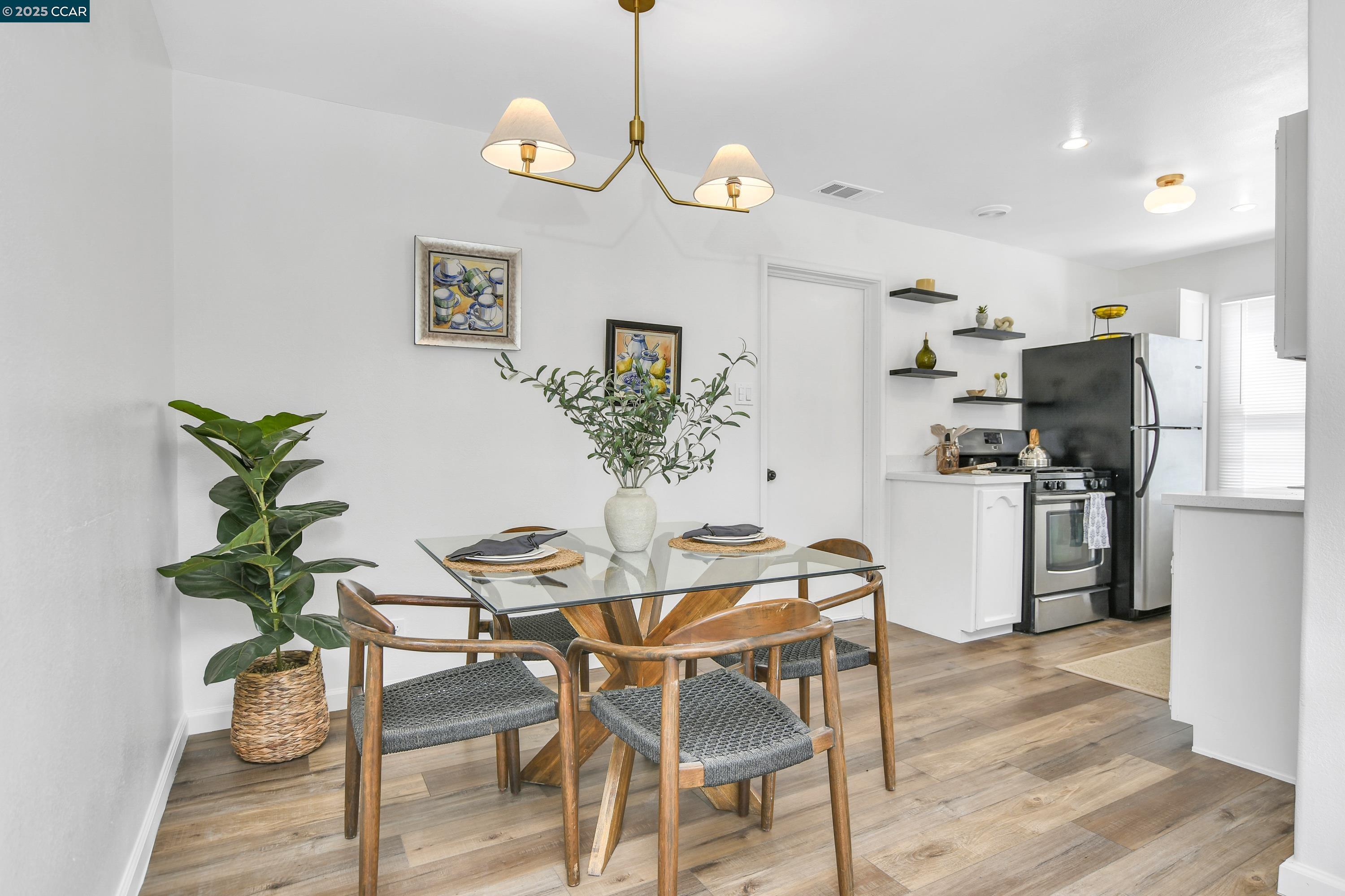 1860 Granada Dr