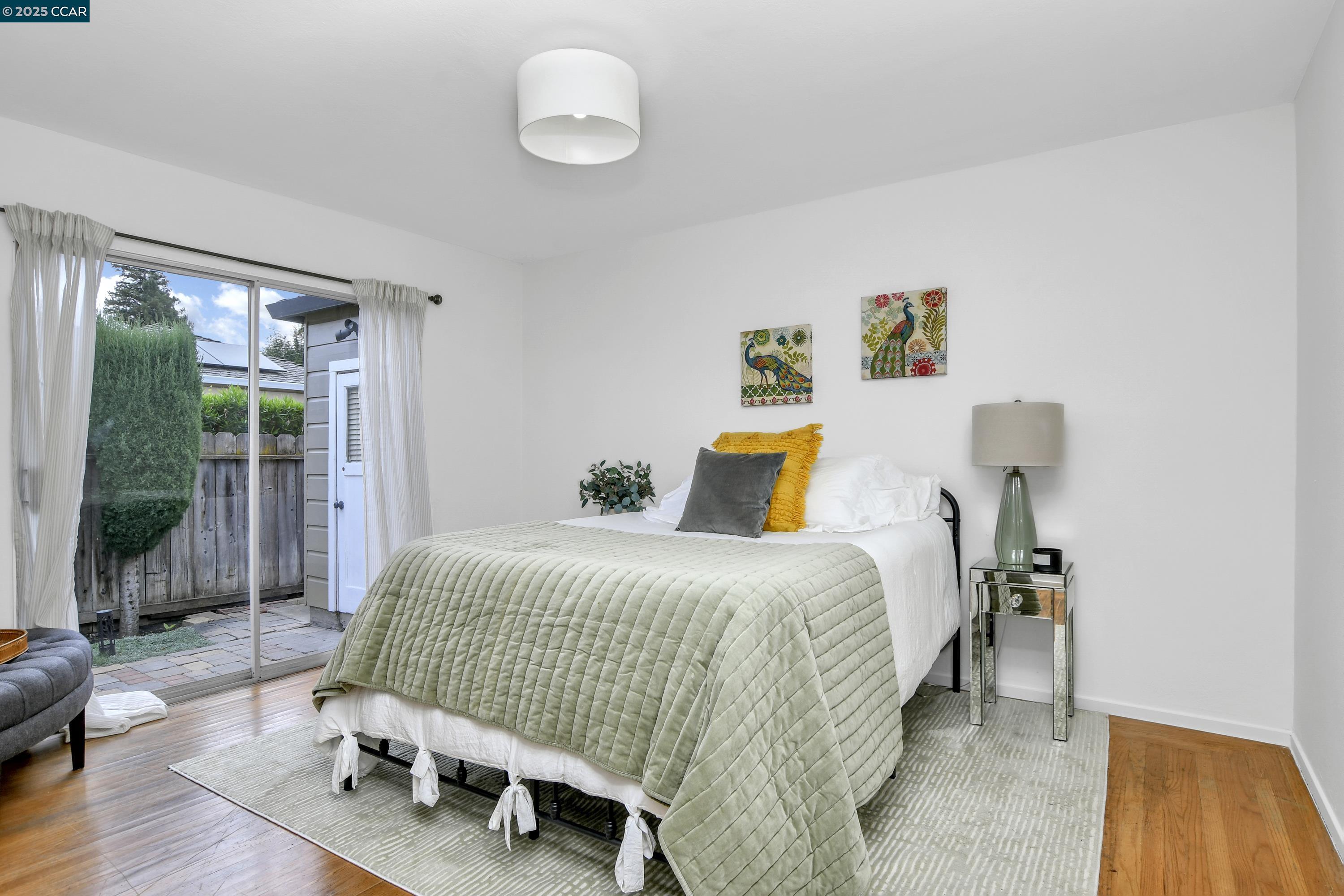 1860 Granada Dr
