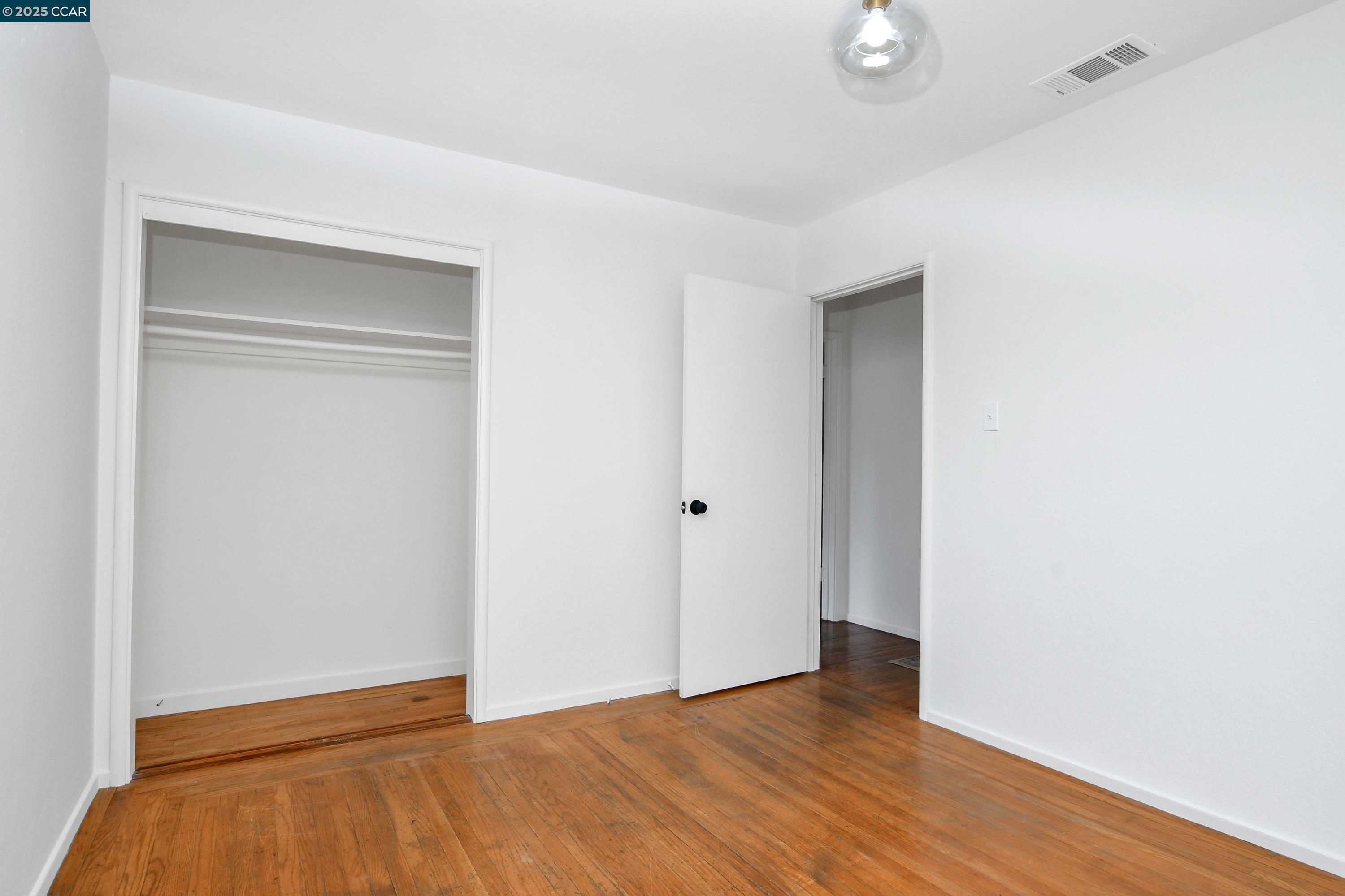 1860 Granada Dr