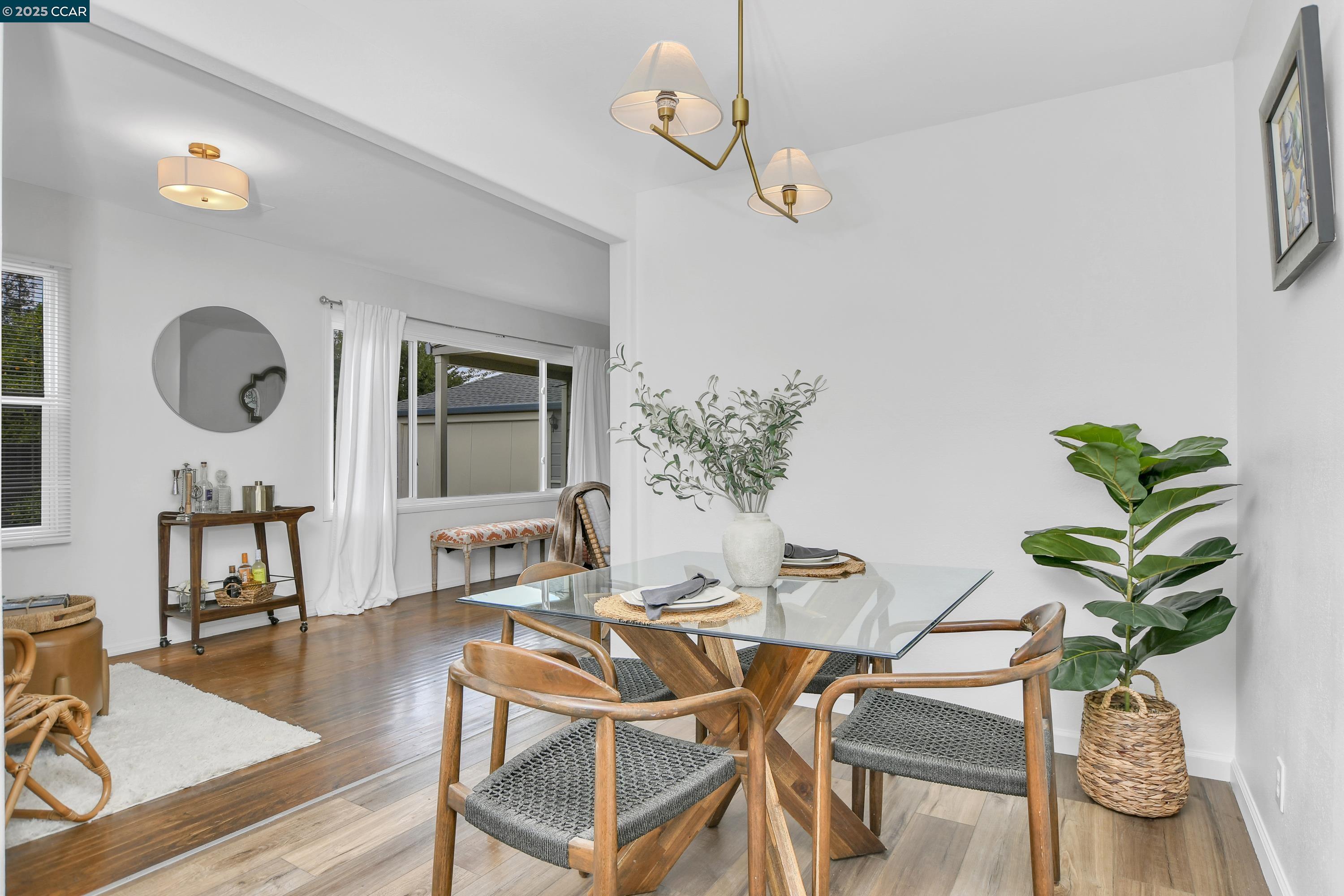 1860 Granada Dr