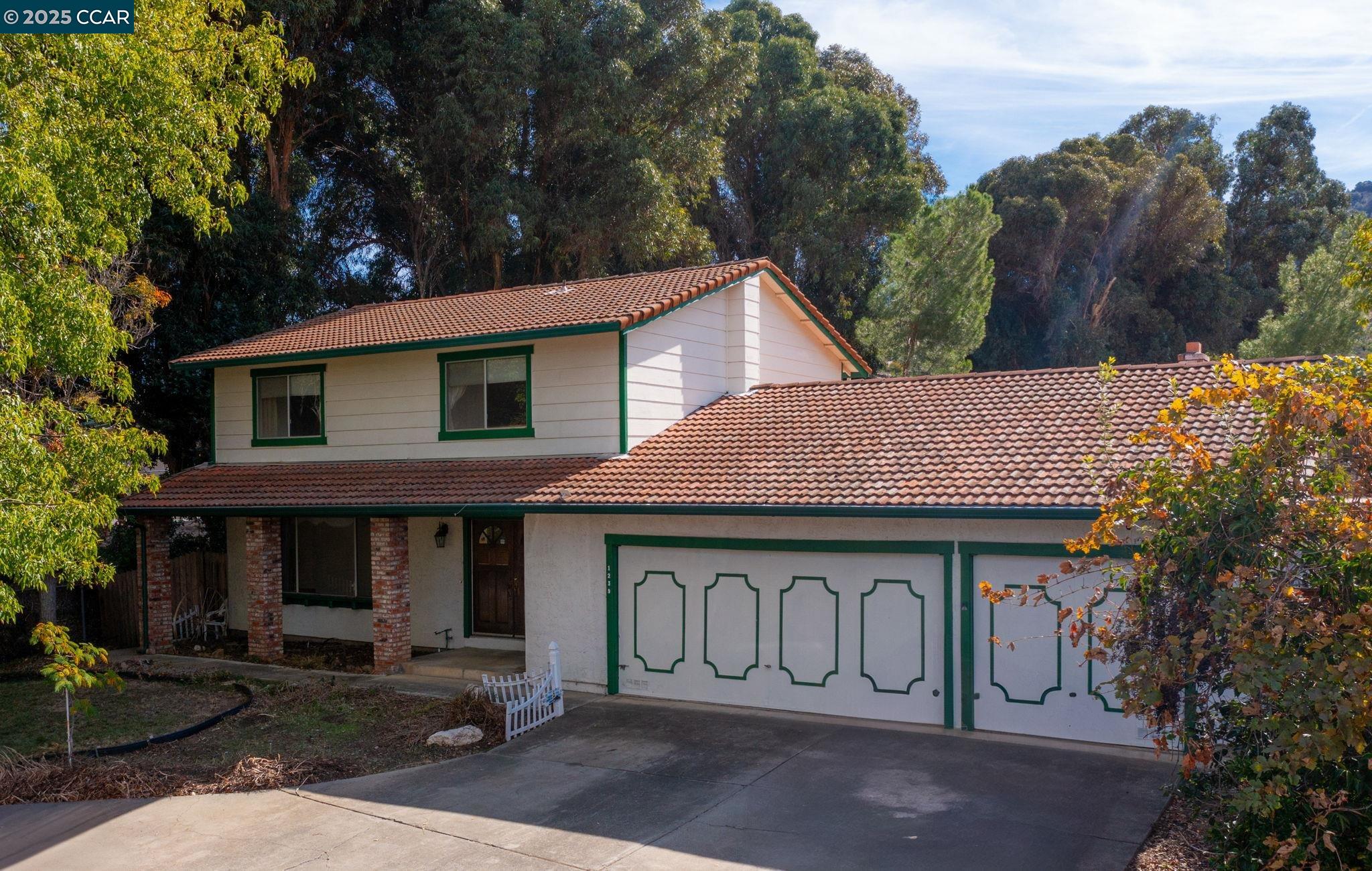 1239 Krona Ln