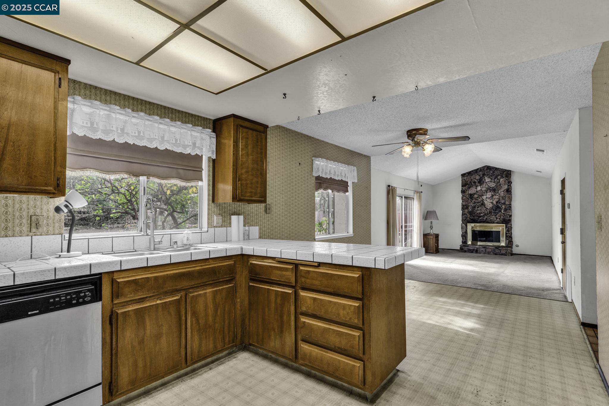 1239 Krona Ln