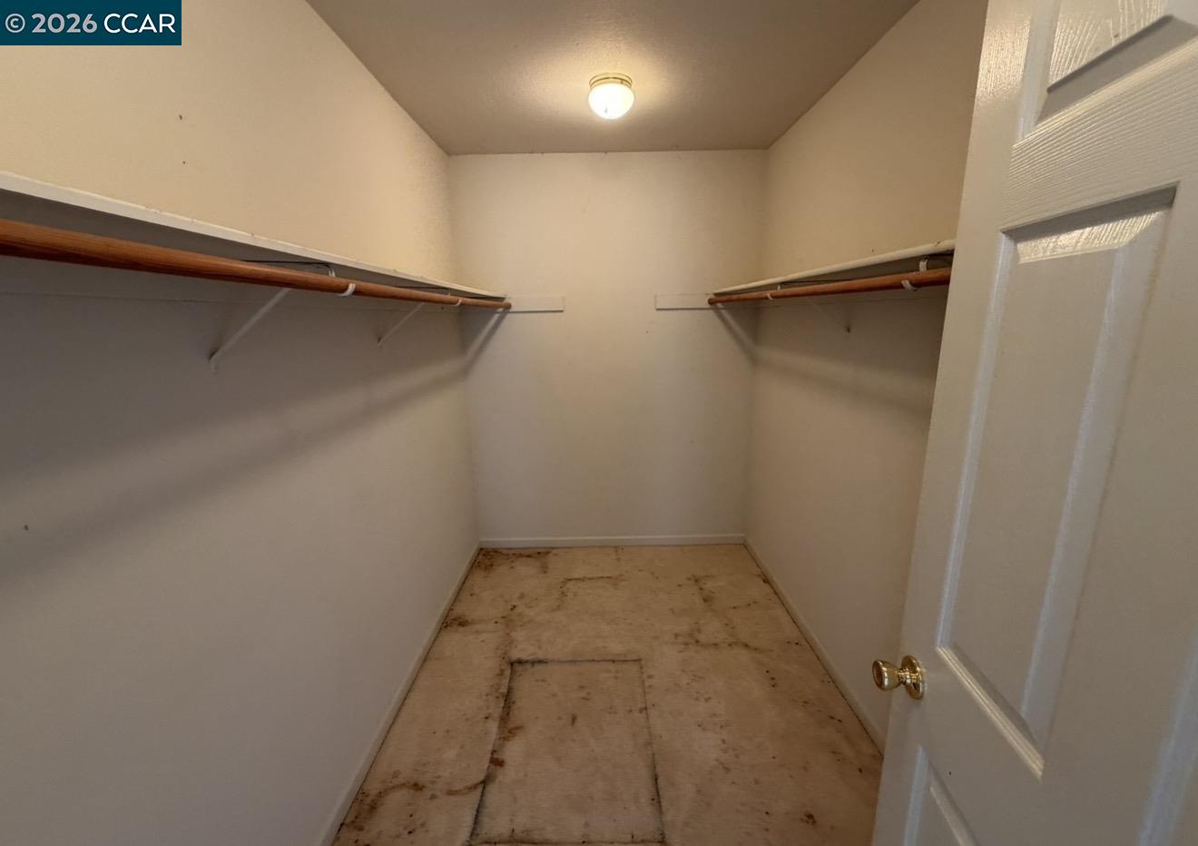 418 Highland Ct