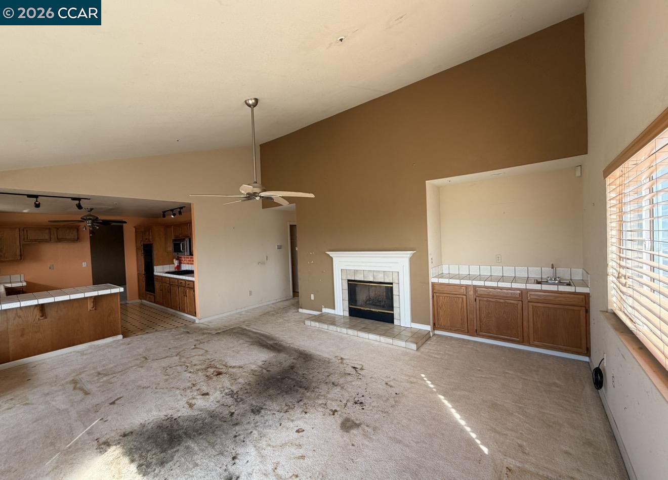 418 Highland Ct