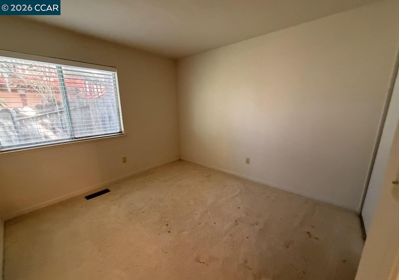 418 Highland Ct