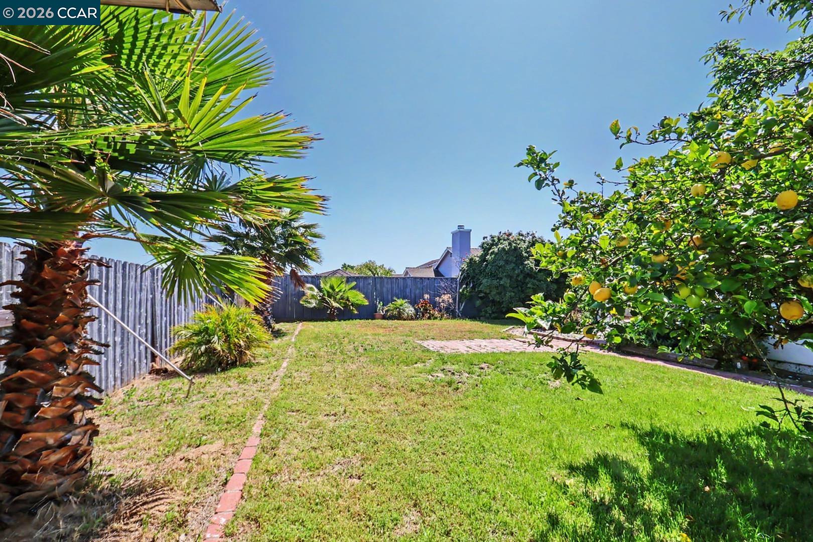 1940 Gateway Dr
