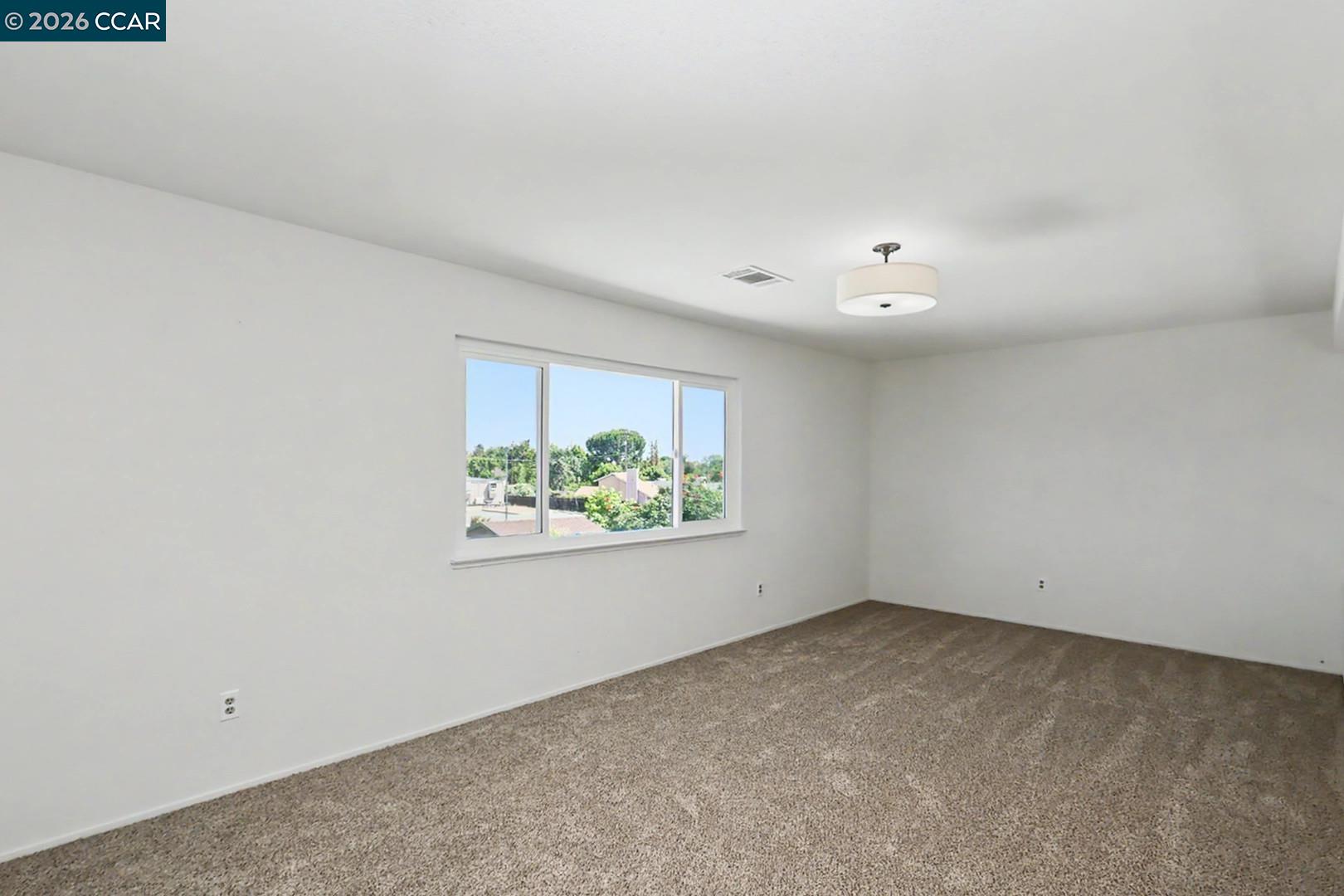 1940 Gateway Dr