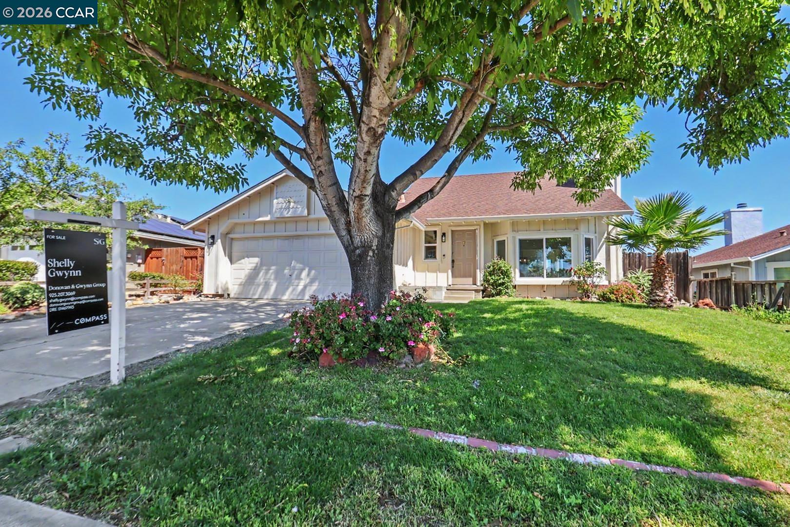 1940 Gateway Dr