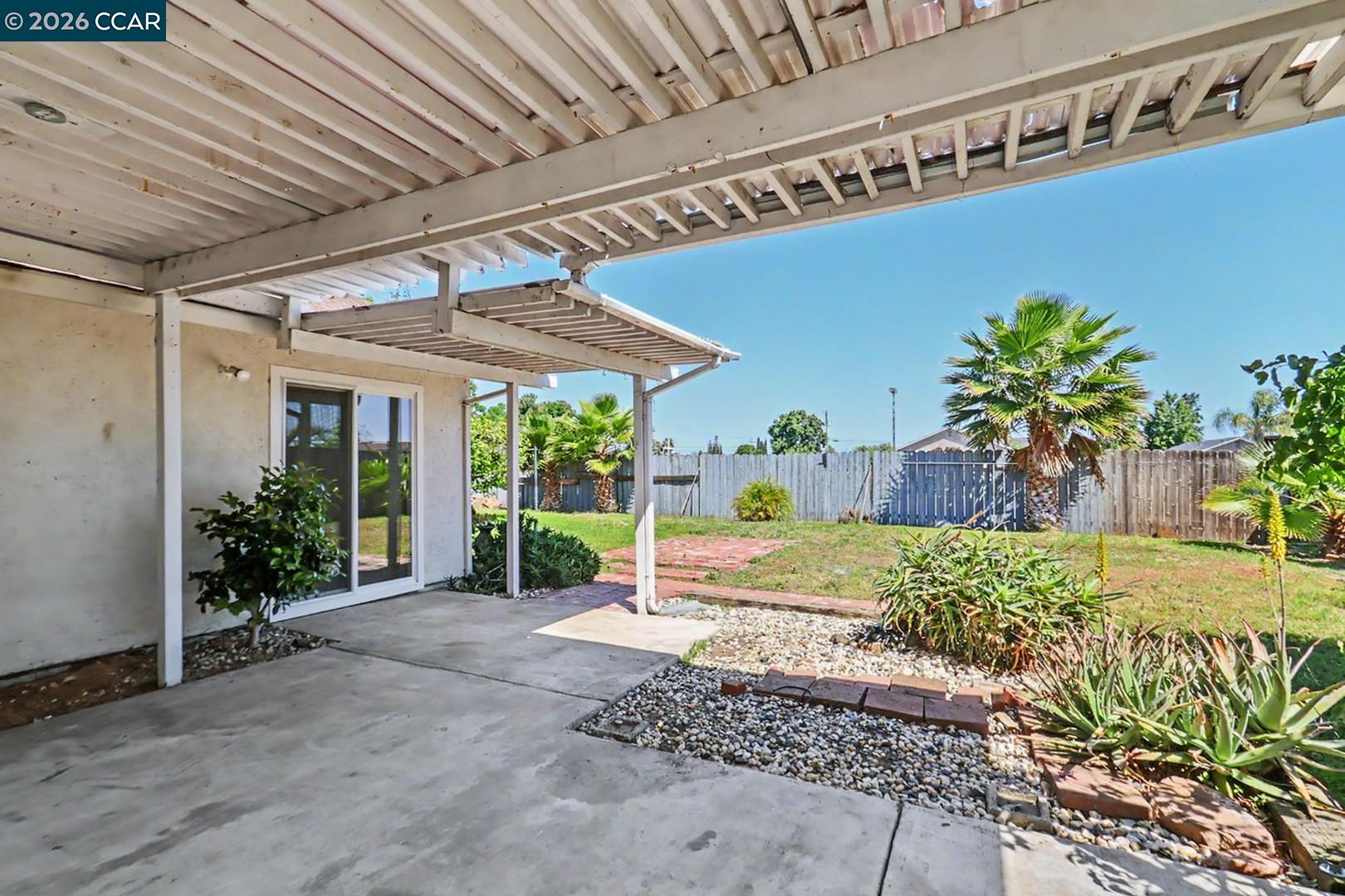 1940 Gateway Dr