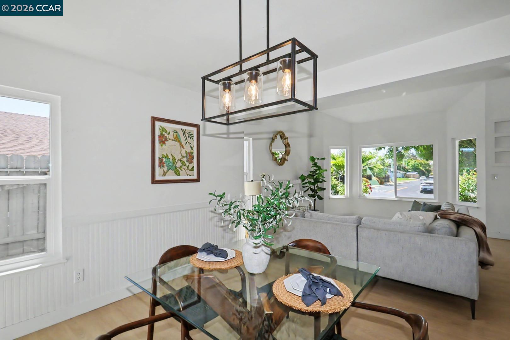 1940 Gateway Dr