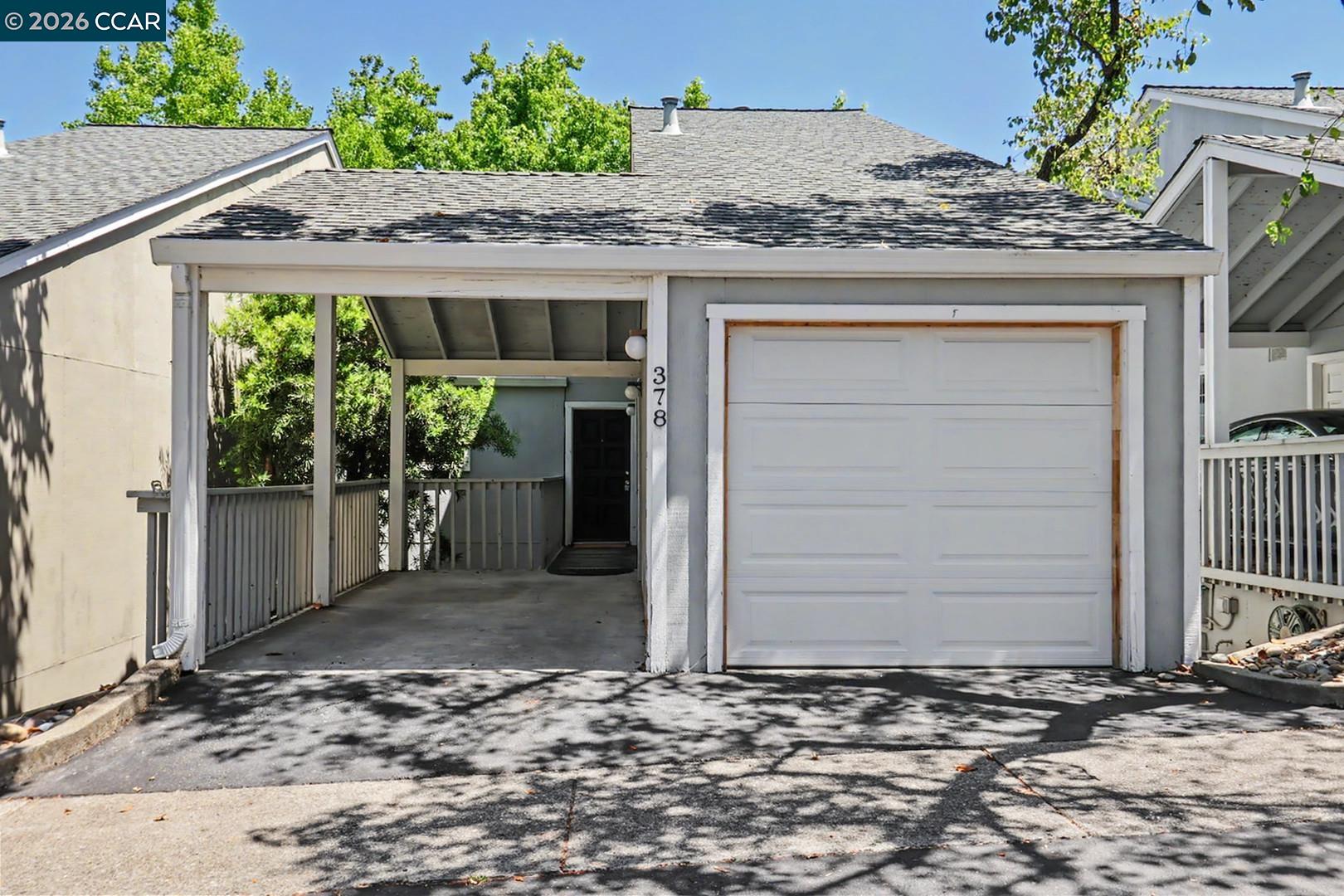 378 Camelback Rd